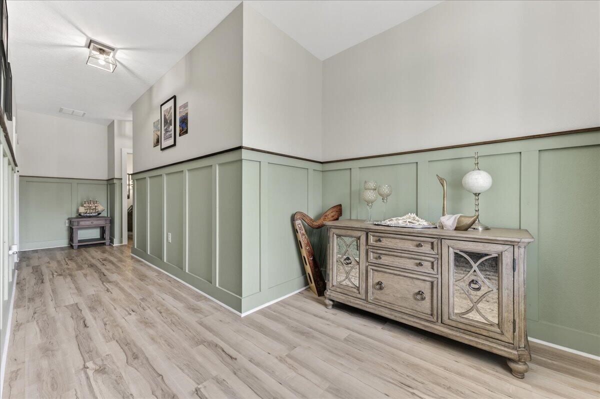 HOLLEY BY THE SEA - Residential