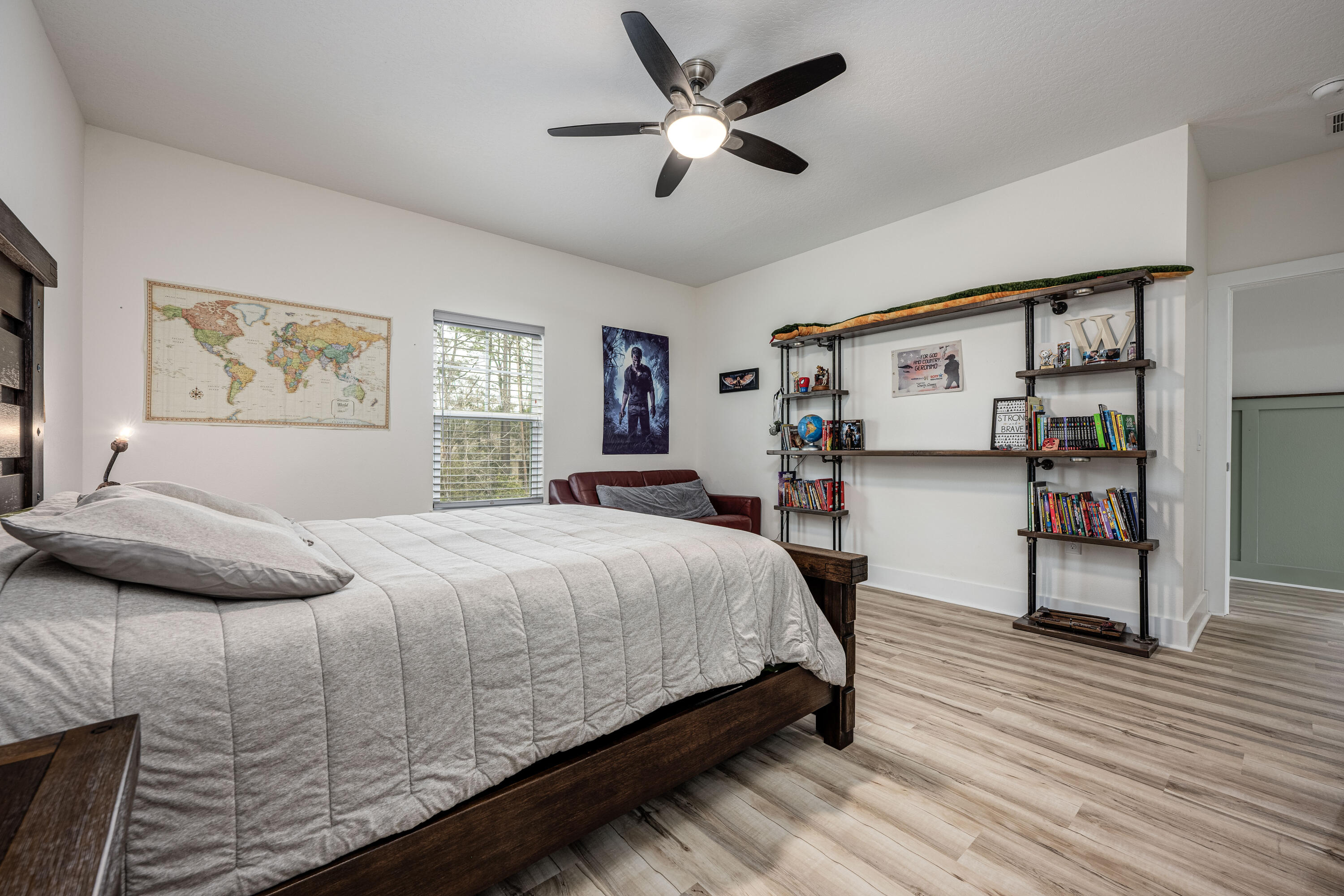 HOLLEY BY THE SEA - Residential