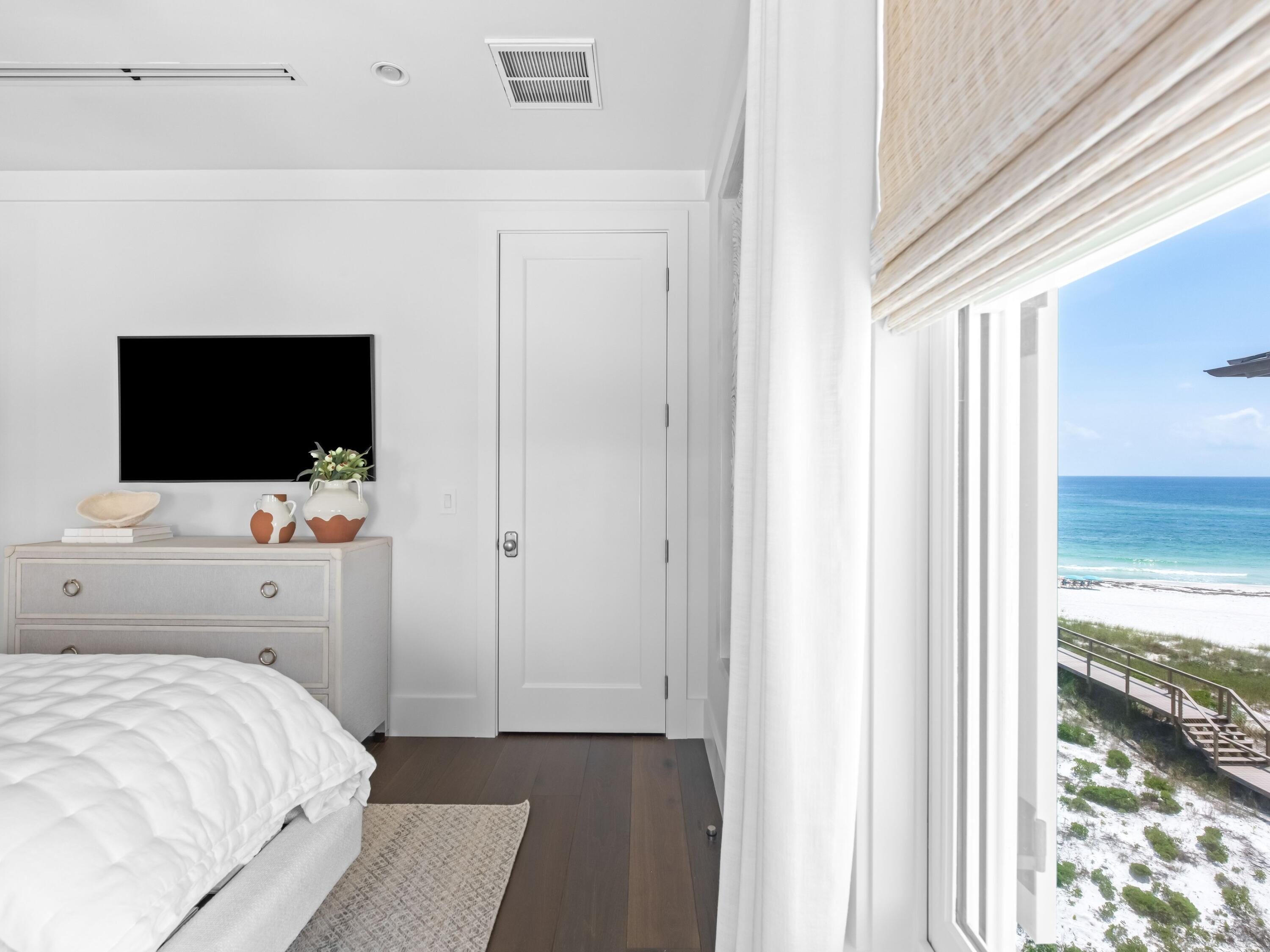 Lupin Beach - Residential