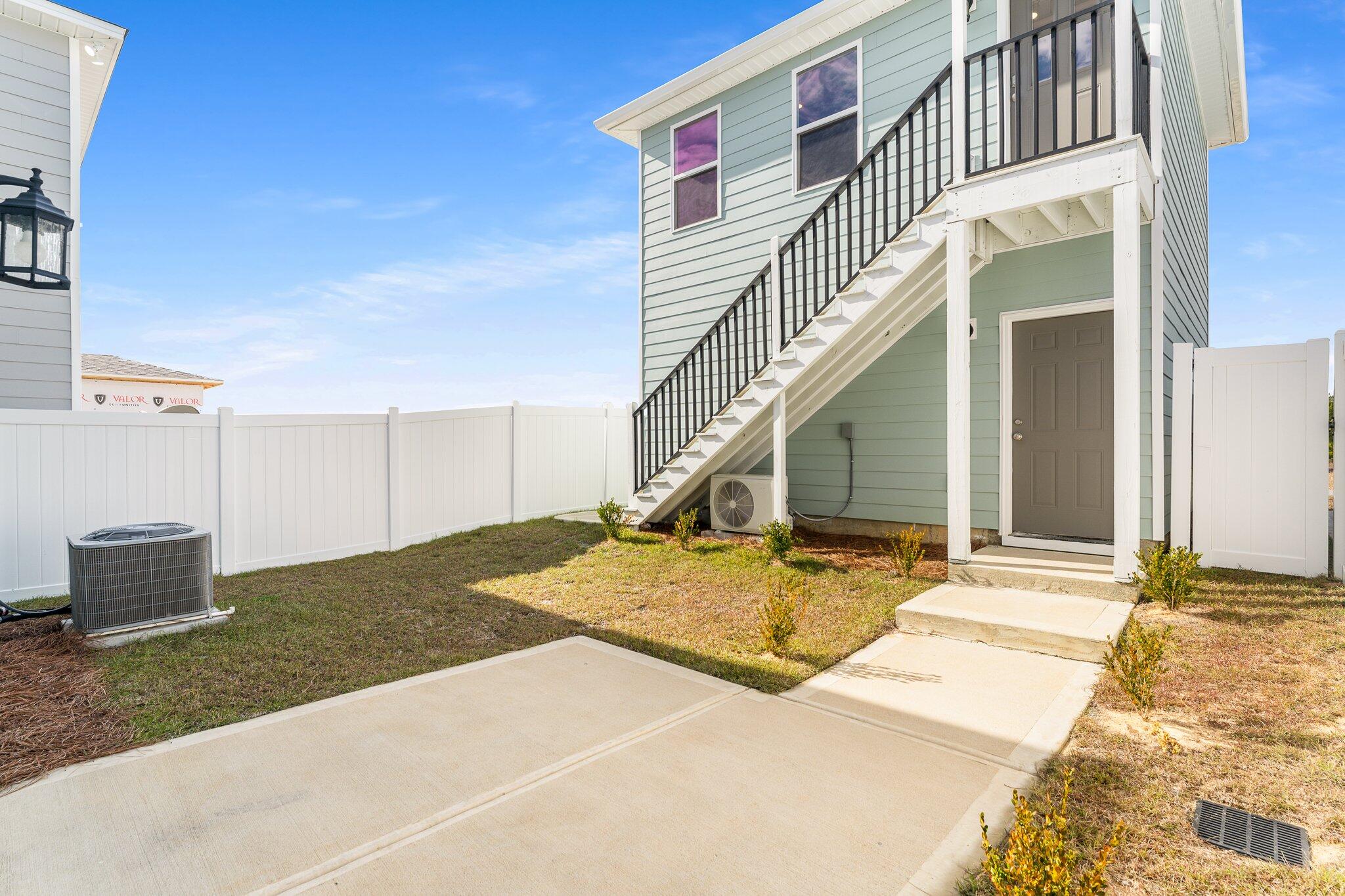 OWL'S HEAD - Residential Lease