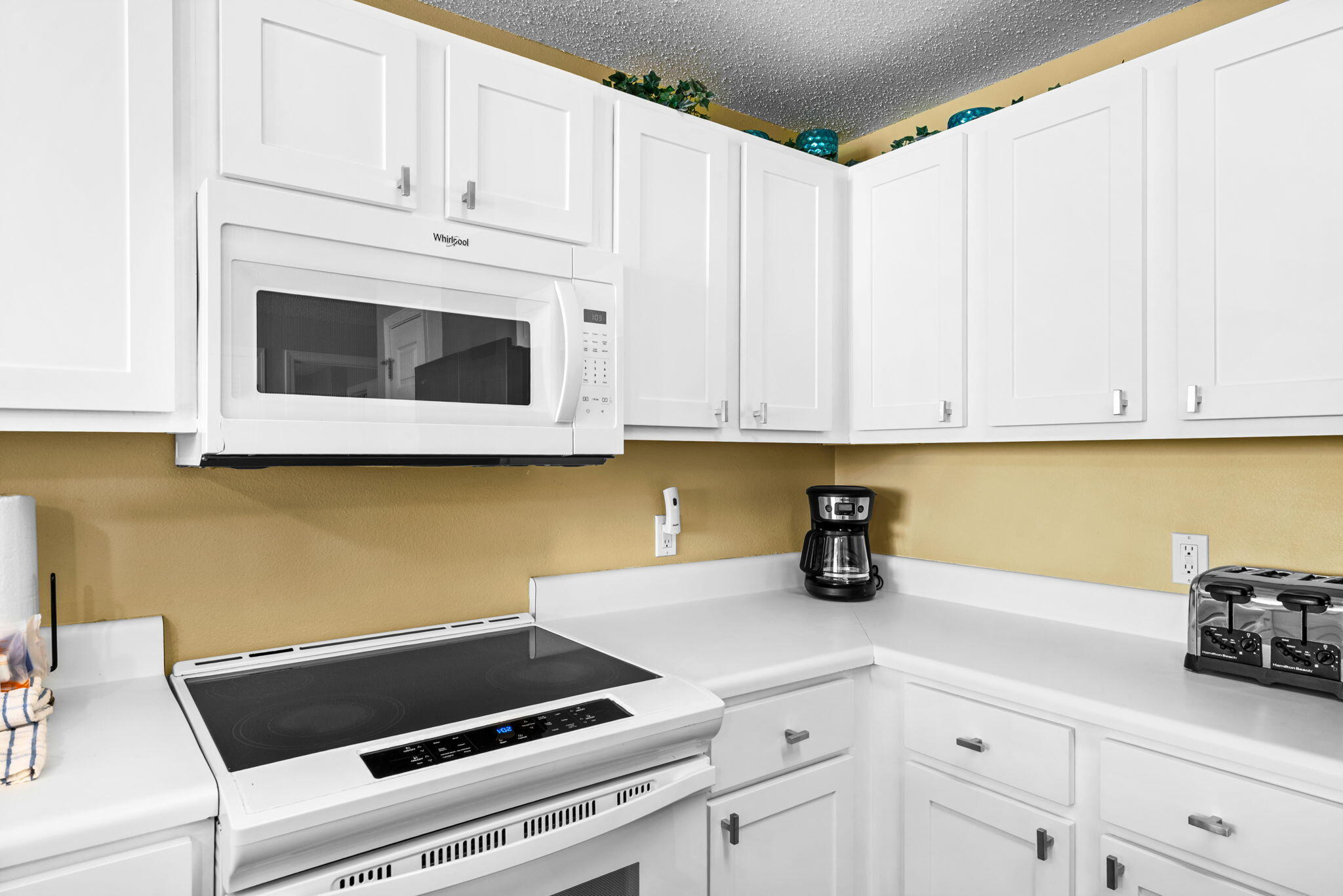 SUMMERWIND CONDOS - Residential