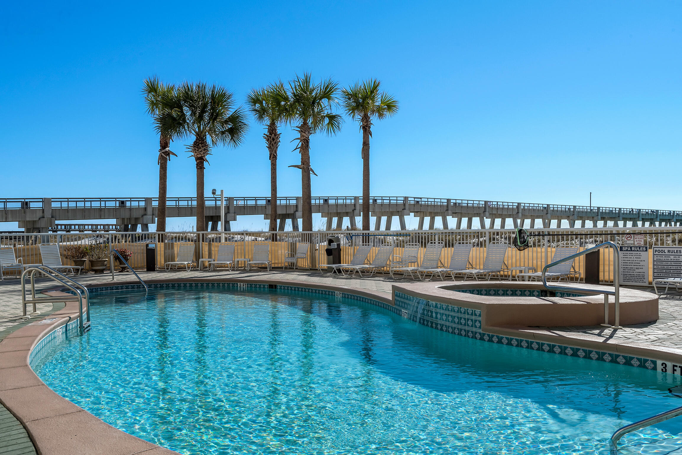 SUMMERWIND CONDOS - Residential