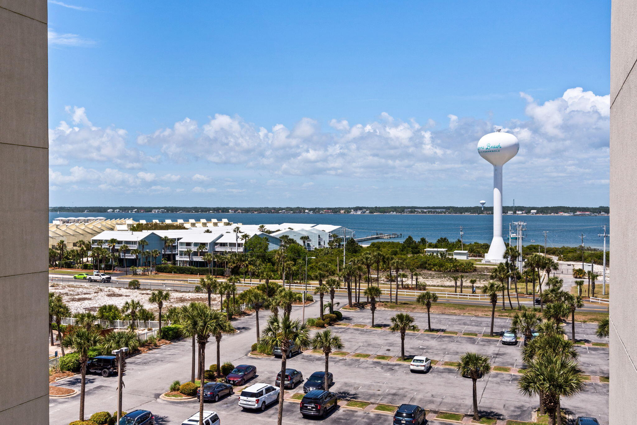 SUMMERWIND CONDOS - Residential