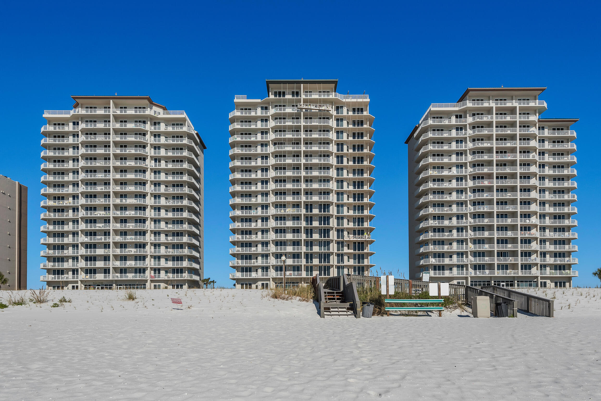 SUMMERWIND CONDOS - Residential