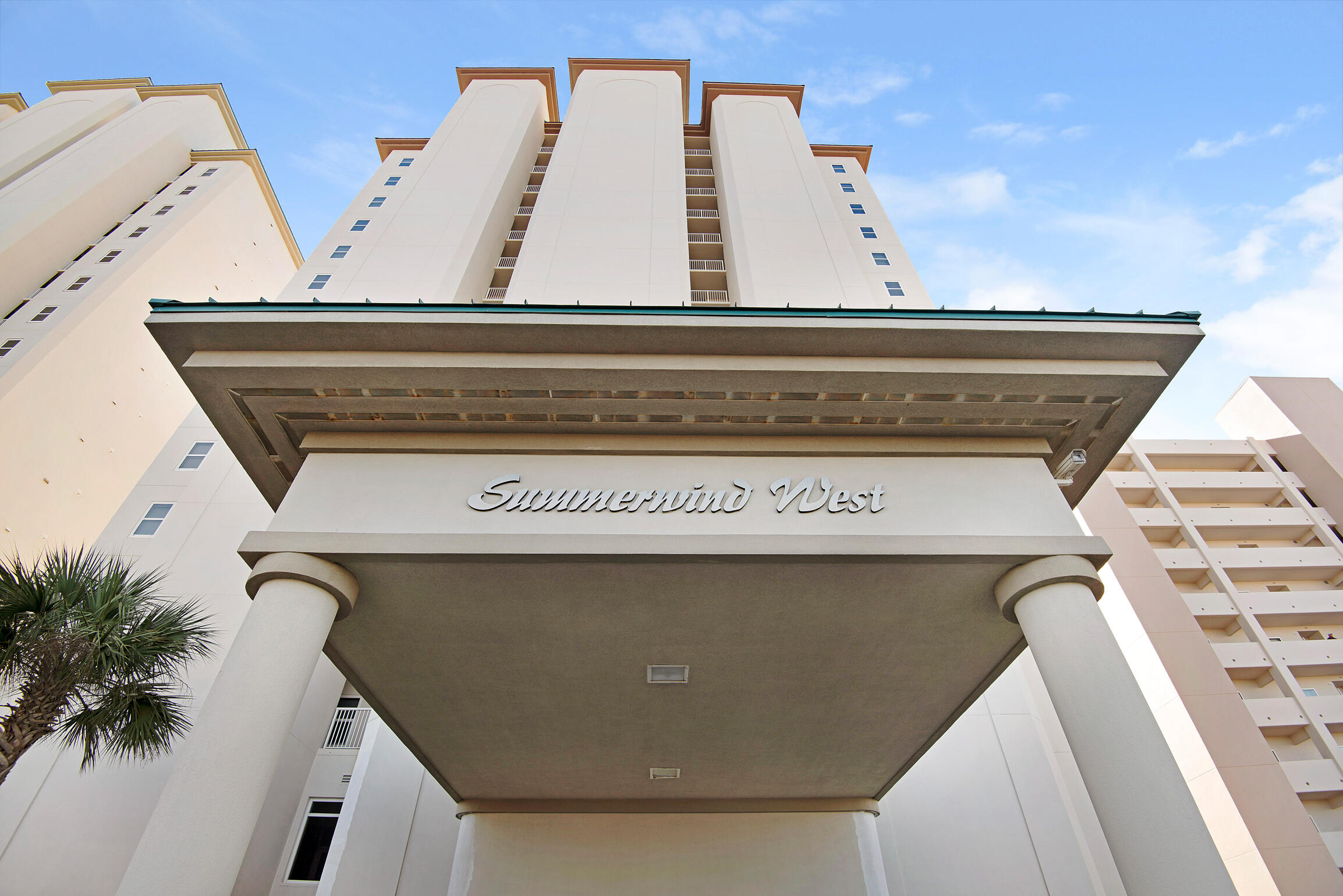 SUMMERWIND CONDOS - Residential