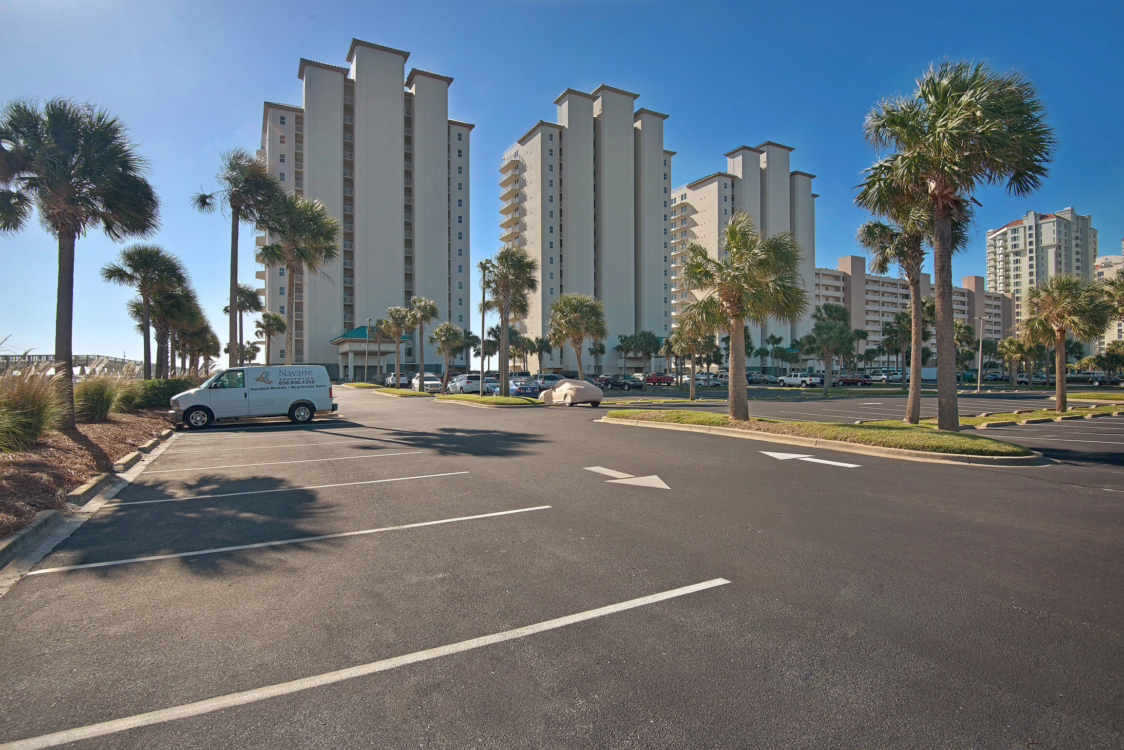 SUMMERWIND CONDOS - Residential