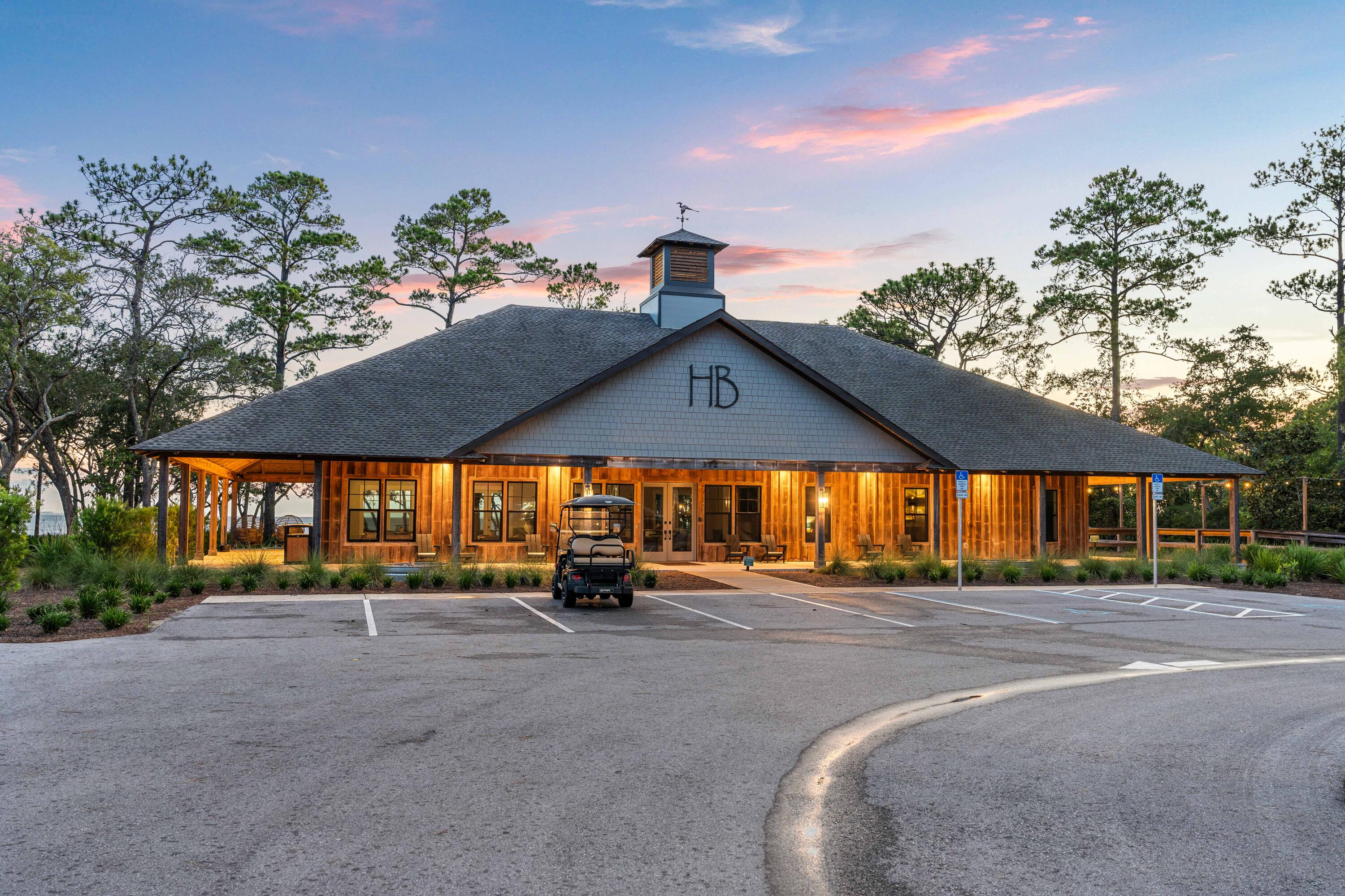 HAMMOCK BAY - Residential