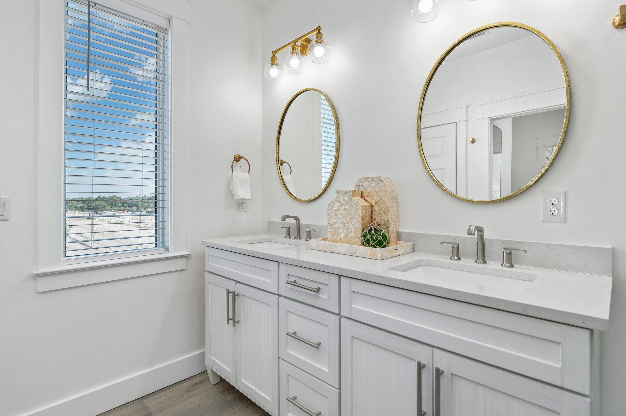 MIRAMAR BEACH - Residential