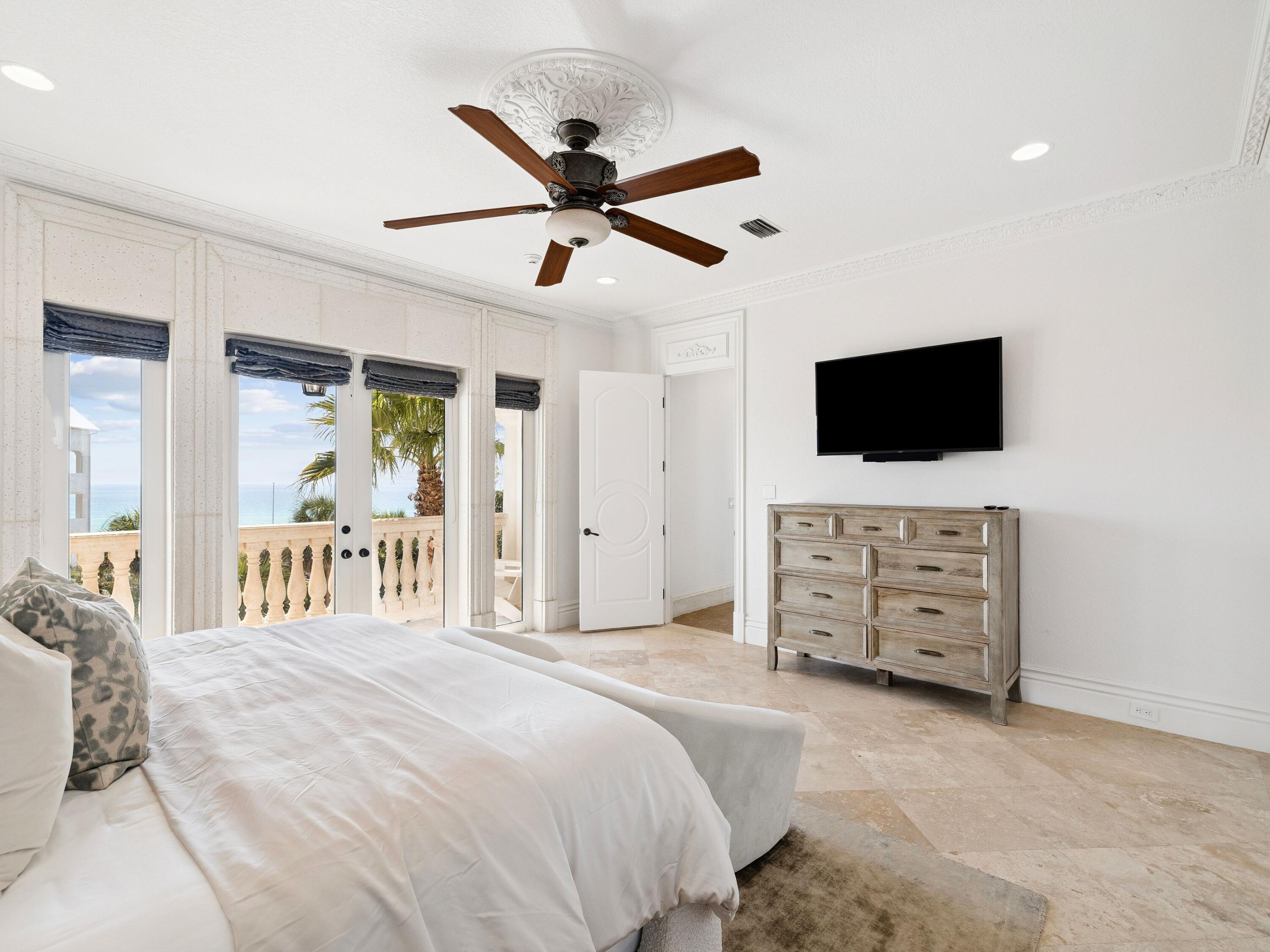 PELICAN POINTE AT CAMP CREEK - Residential