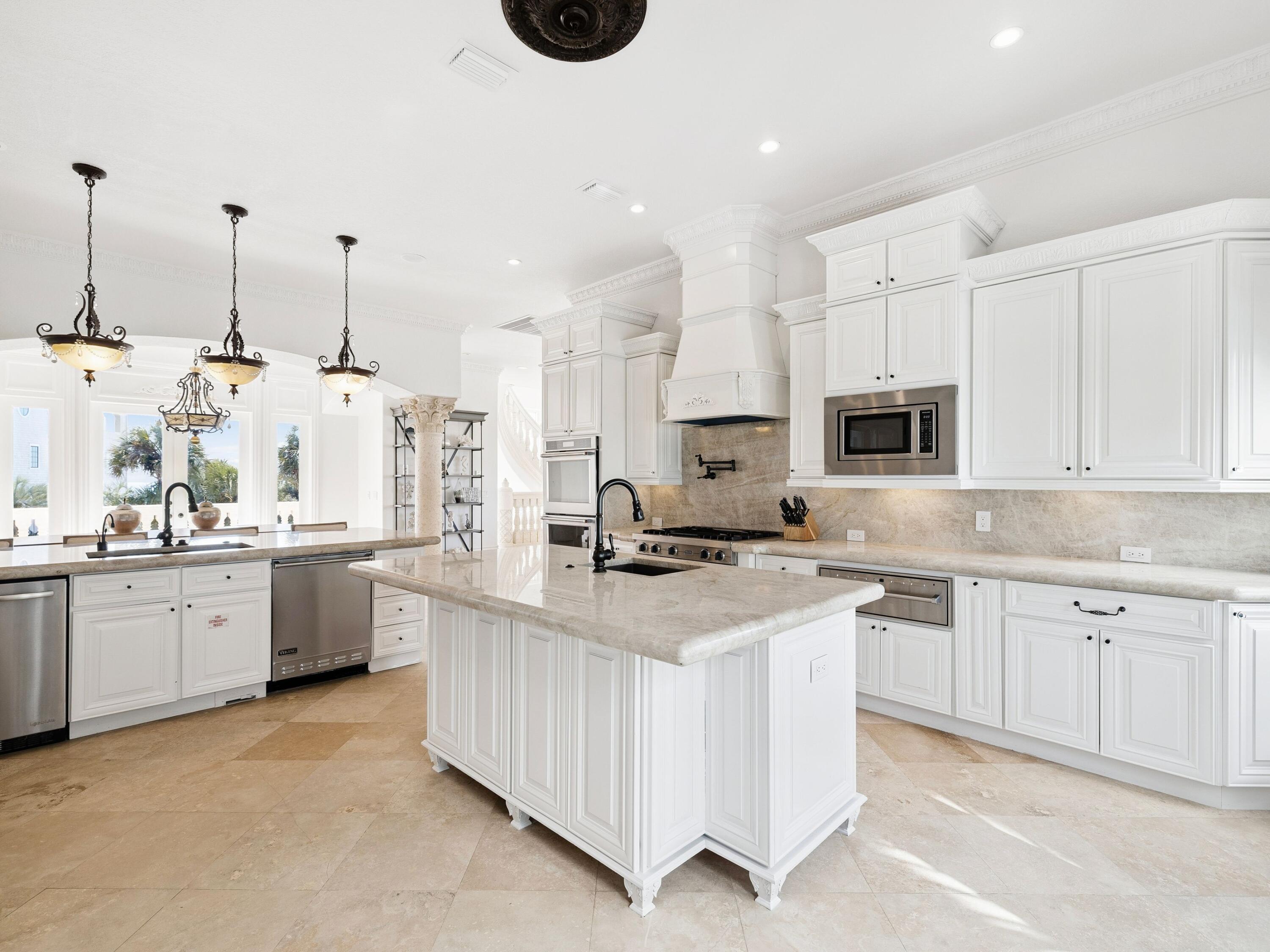 PELICAN POINTE AT CAMP CREEK - Residential