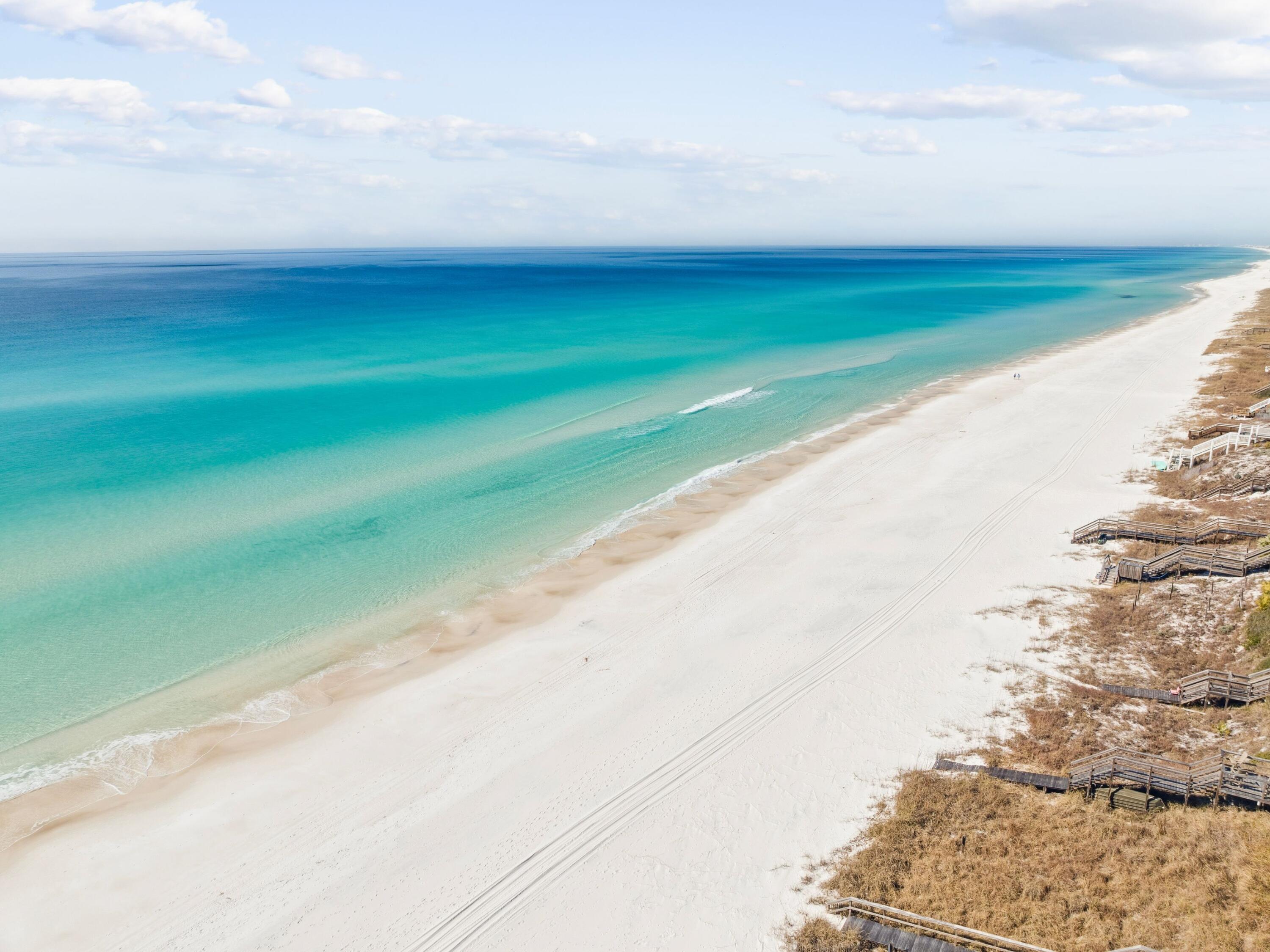 PELICAN POINTE AT CAMP CREEK - Residential