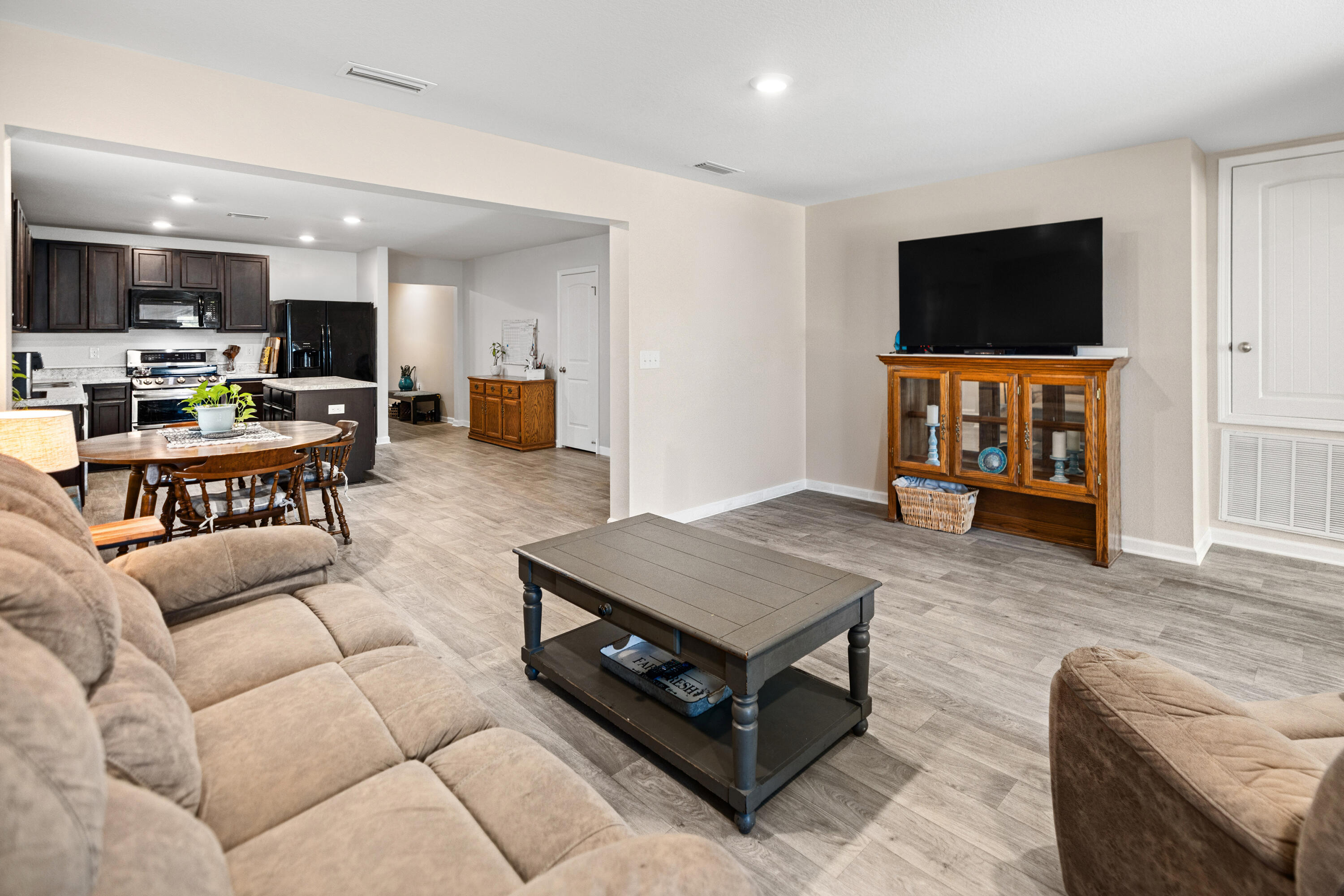 MANORS OF MAGNOLIA HILLS - Residential