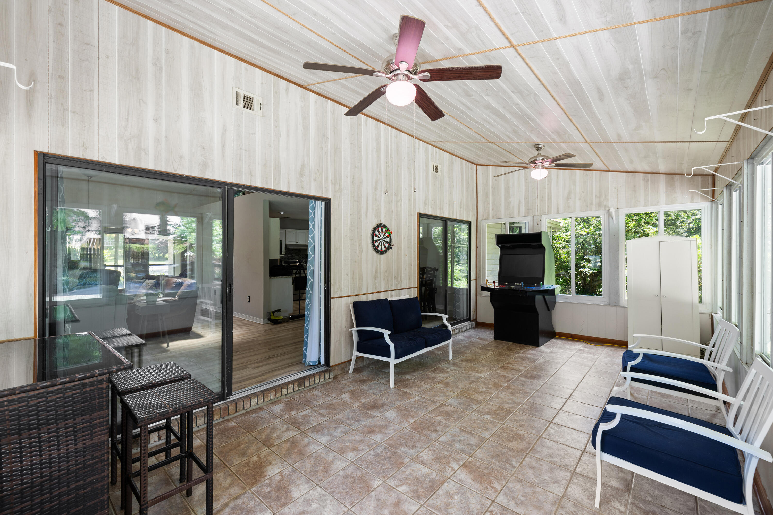 ROCKY BAYOU COUNTRY CLUB ESTATES 4 - Residential