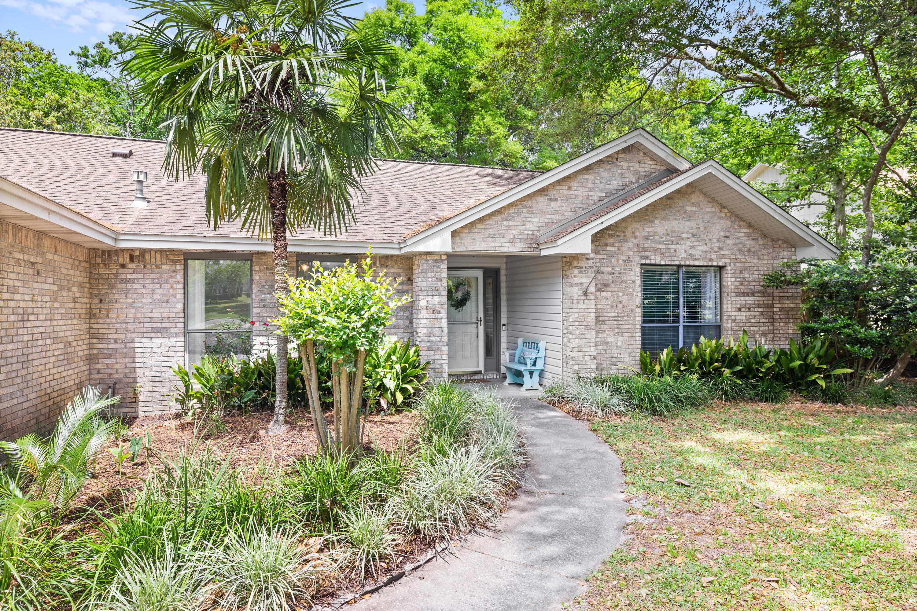 ROCKY BAYOU COUNTRY CLUB ESTATES 4 - Residential