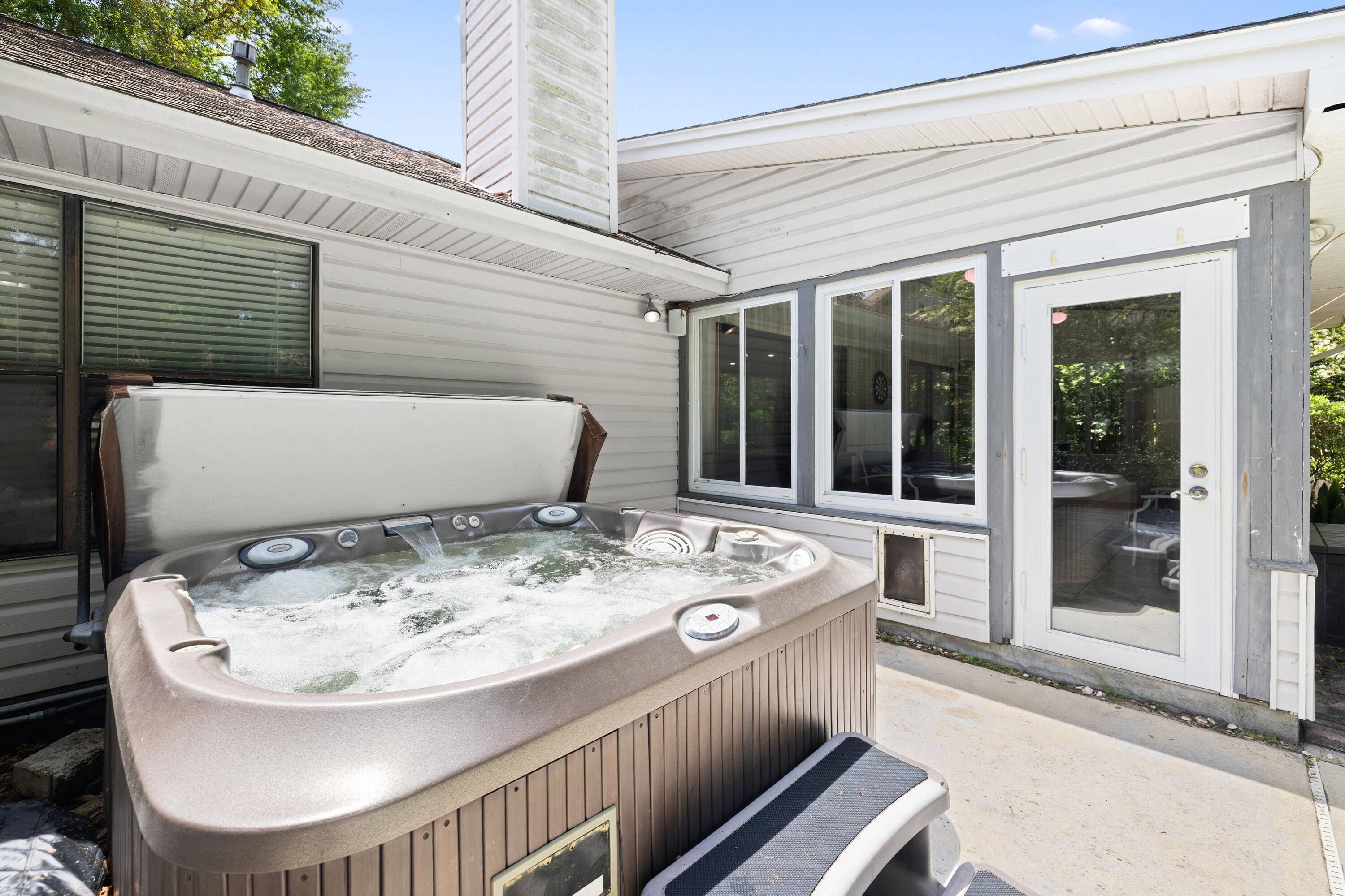 ROCKY BAYOU COUNTRY CLUB ESTATES 4 - Residential