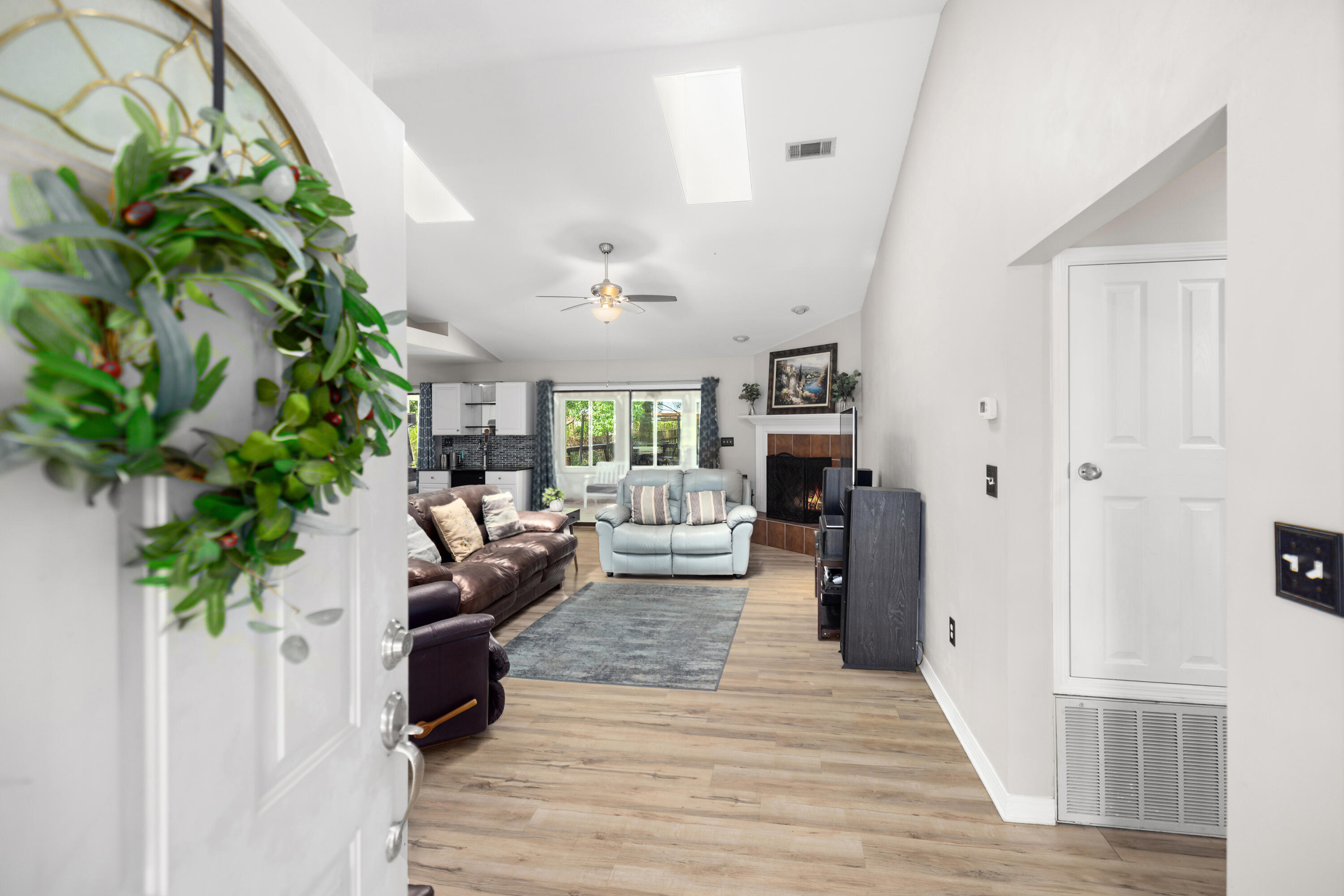 ROCKY BAYOU COUNTRY CLUB ESTATES 4 - Residential