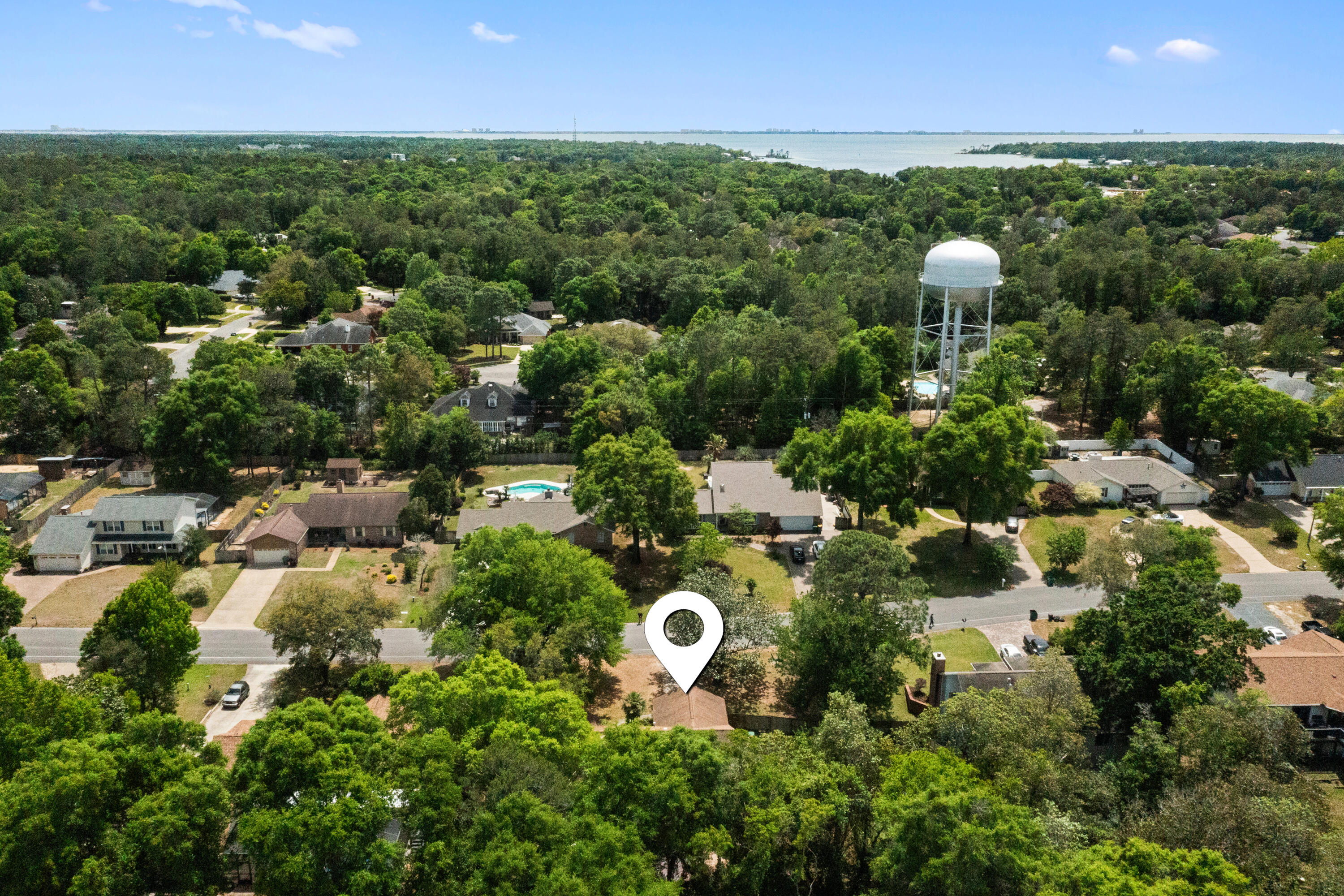 ROCKY BAYOU COUNTRY CLUB ESTATES 4 - Residential