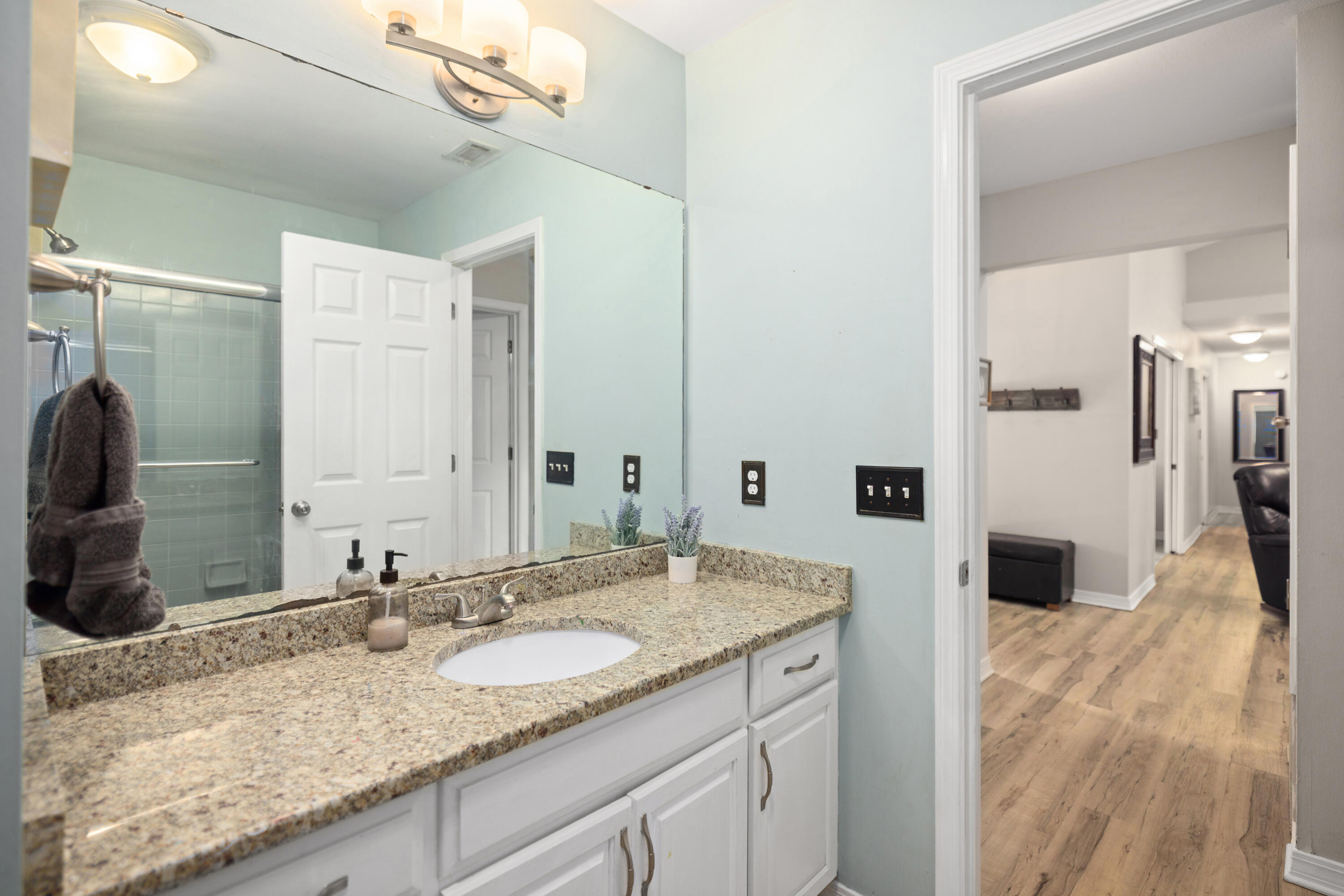 ROCKY BAYOU COUNTRY CLUB ESTATES 4 - Residential