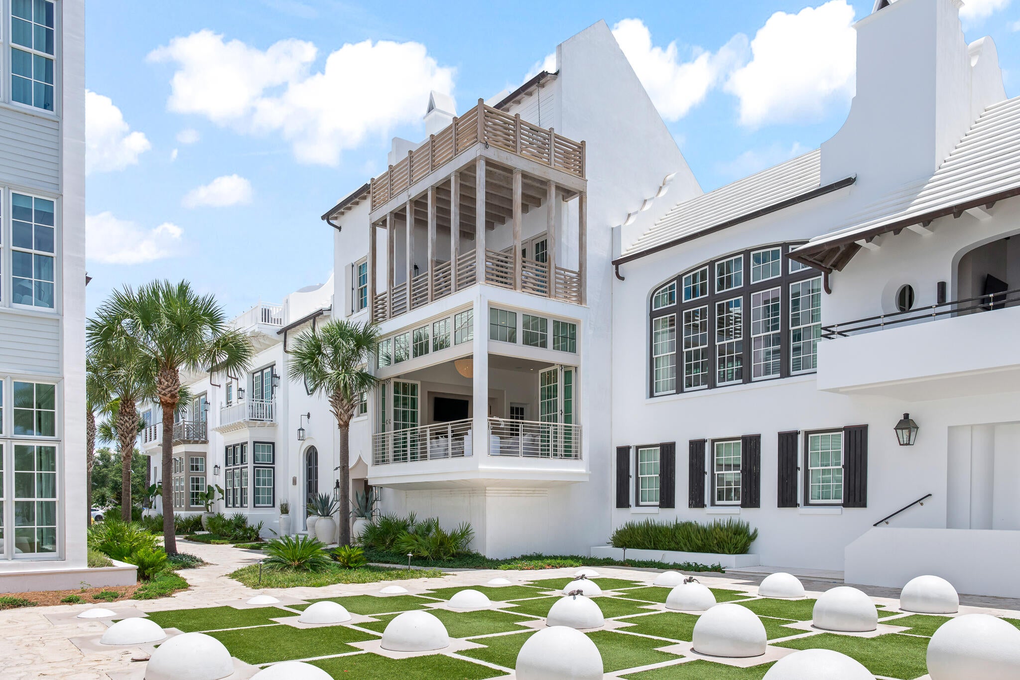 24 Kings Castle Court