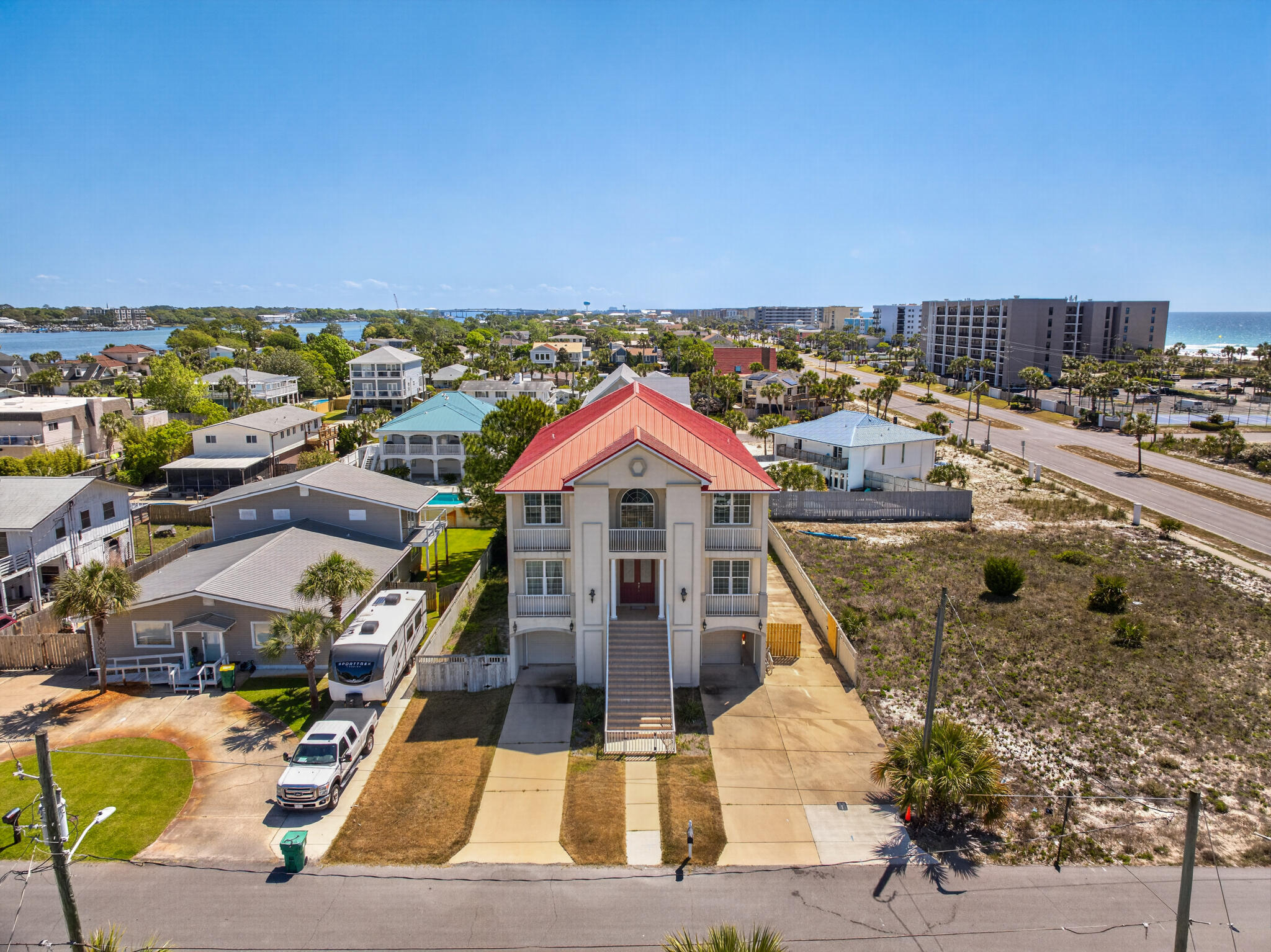 SANTA ROSA ISLAND - Residential