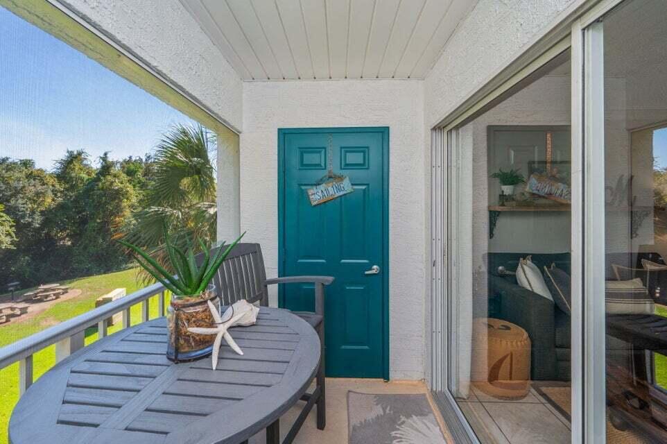 FLORIDA CLUB - Residential Lease