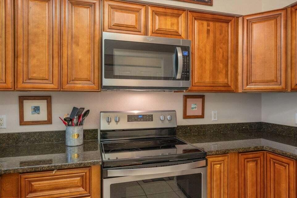 FLORIDA CLUB - Residential Lease