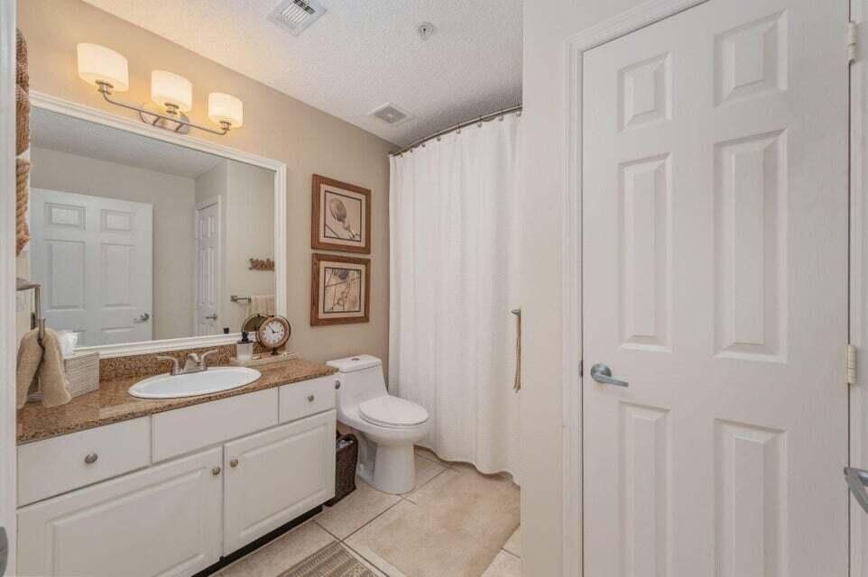 FLORIDA CLUB - Residential Lease