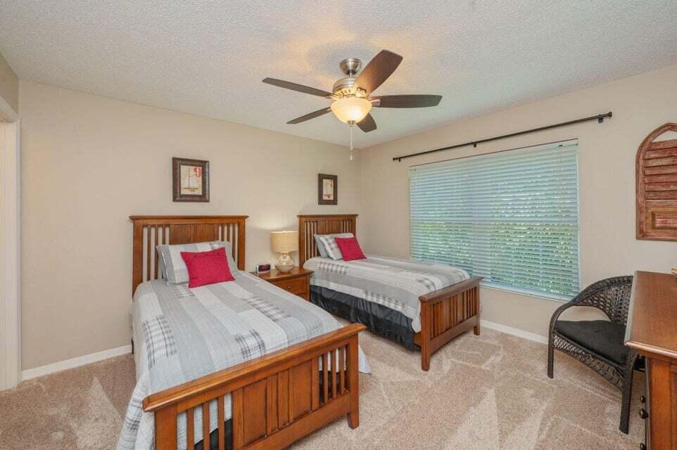 FLORIDA CLUB - Residential Lease