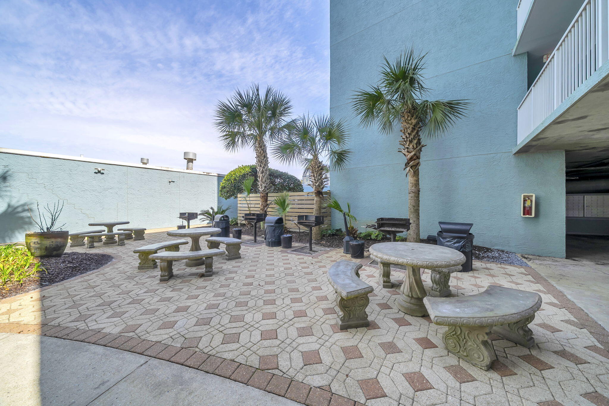 ISLANDER BEACH RESORT PH 2 - Residential