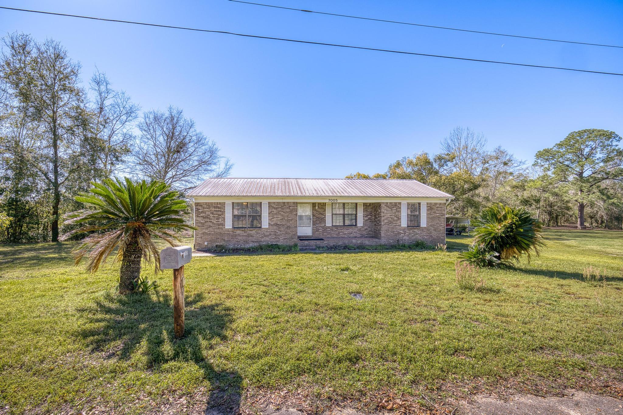 MILTON COURTS - Residential