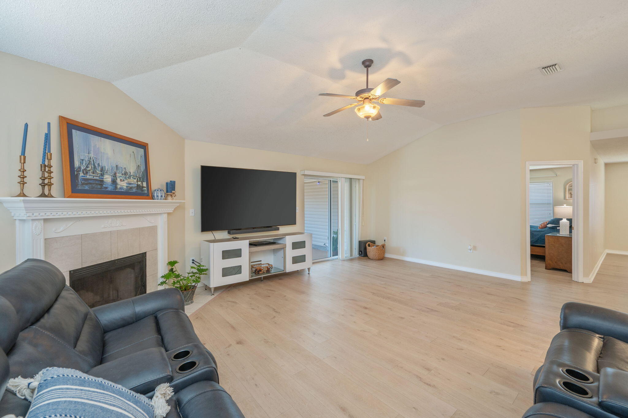 EMERALD VILLAGE S/D - Residential