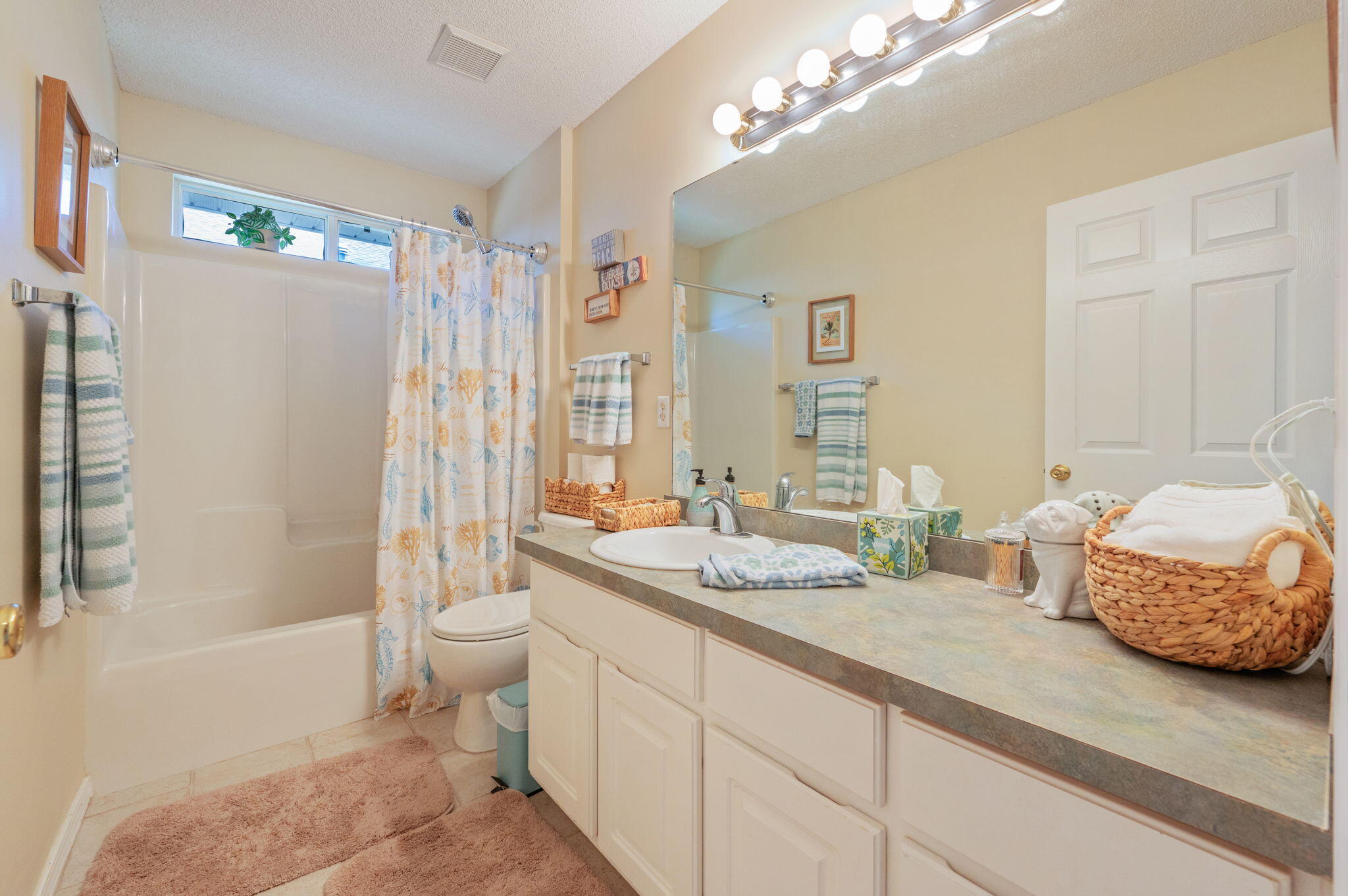 EMERALD VILLAGE S/D - Residential