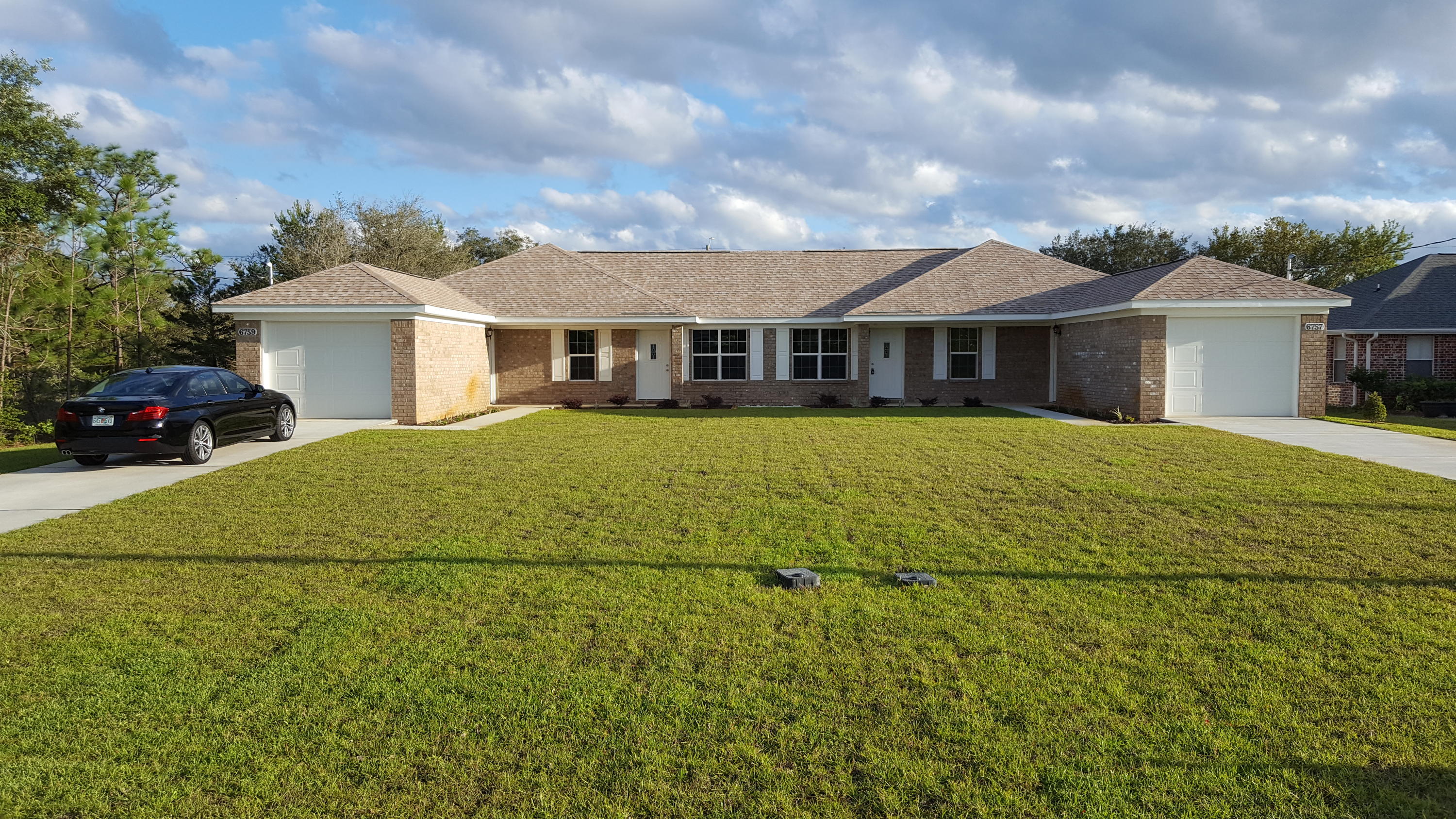 HOLLEY BY THE SEA - Residential