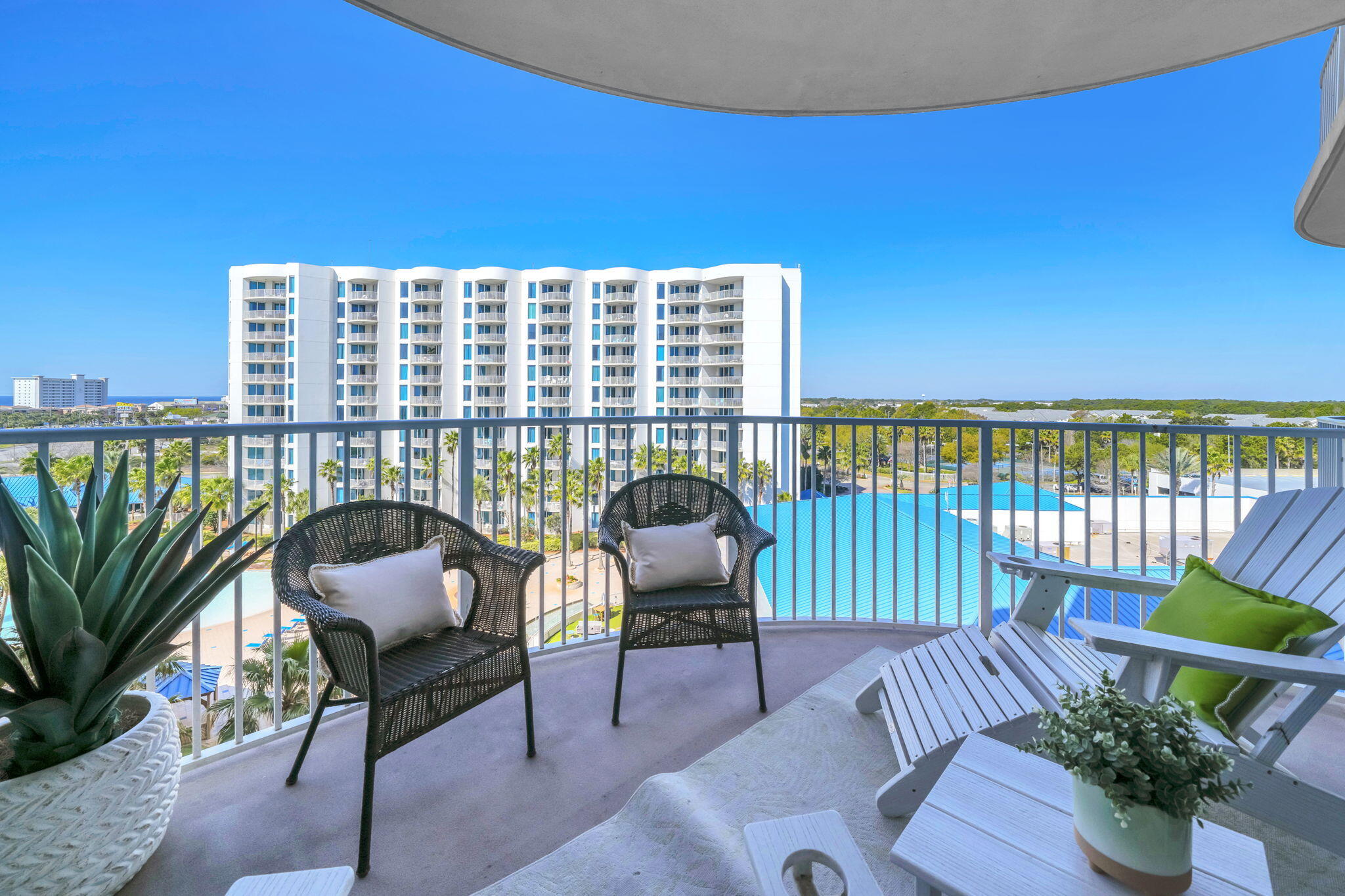 THE PALMS OF DESTIN - Residential