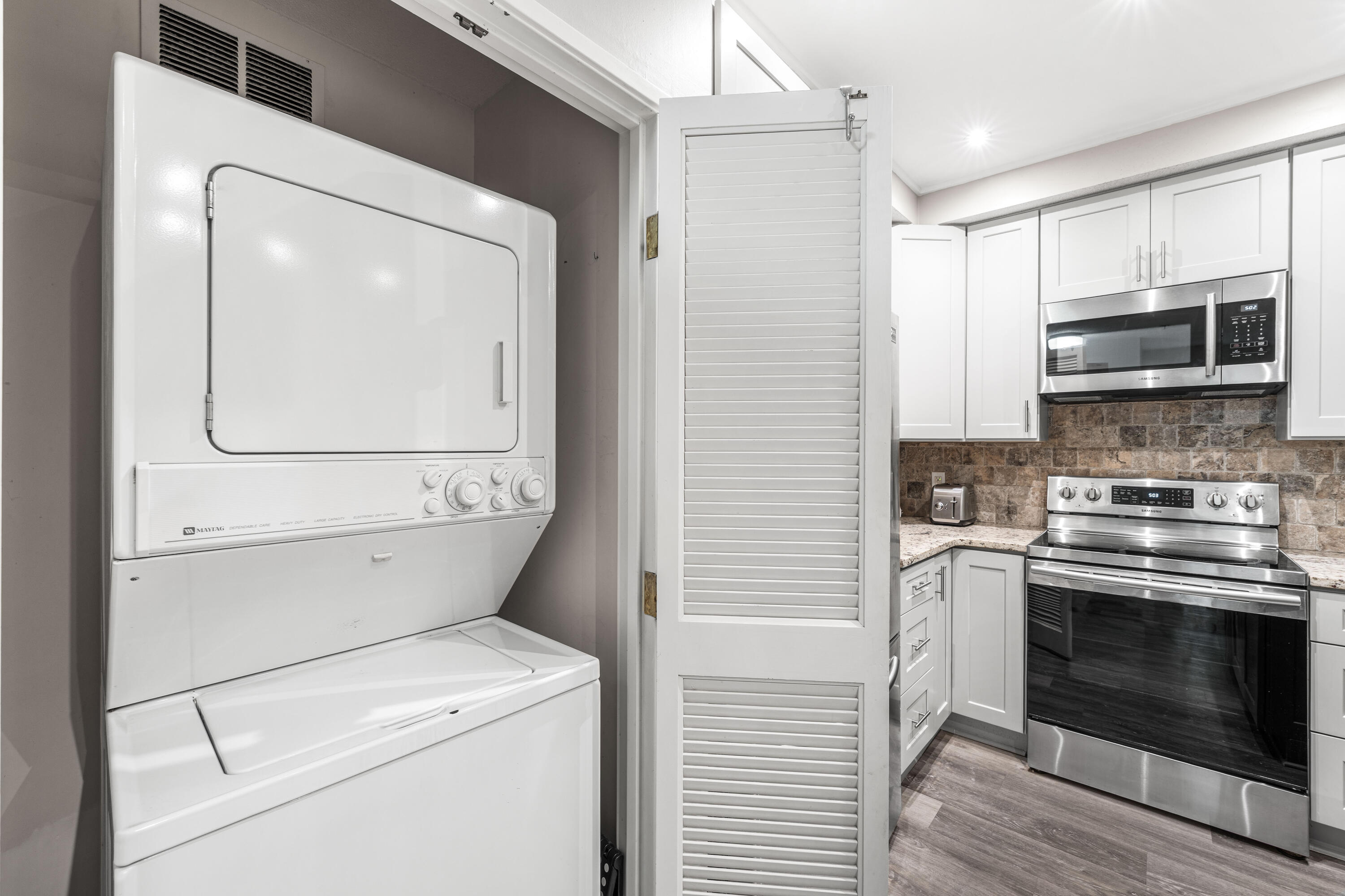 SUMMIT AT TOPS'L (THE) - Residential