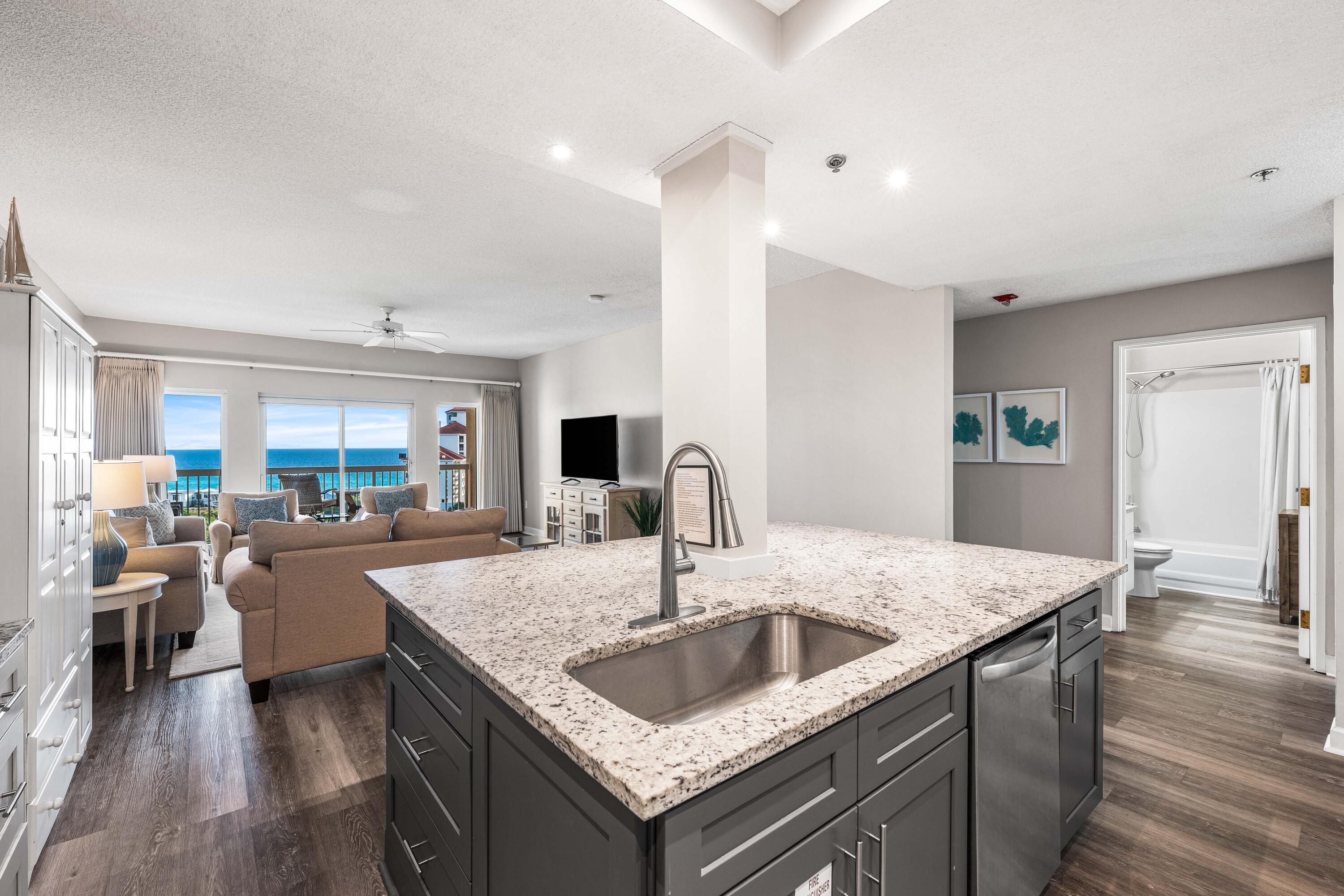 SUMMIT AT TOPS'L (THE) - Residential