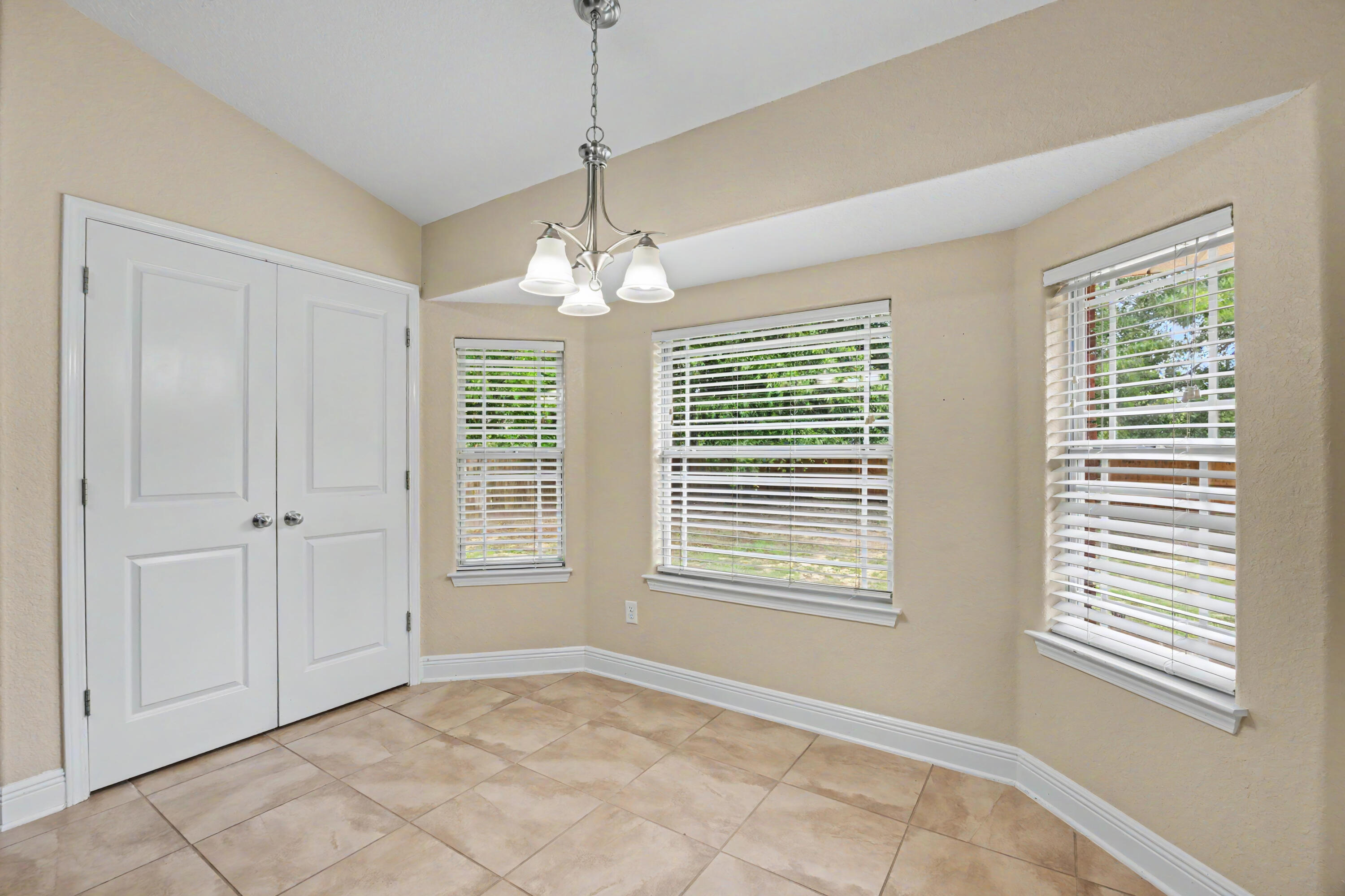 SILVERWOOD ESTATES - Residential