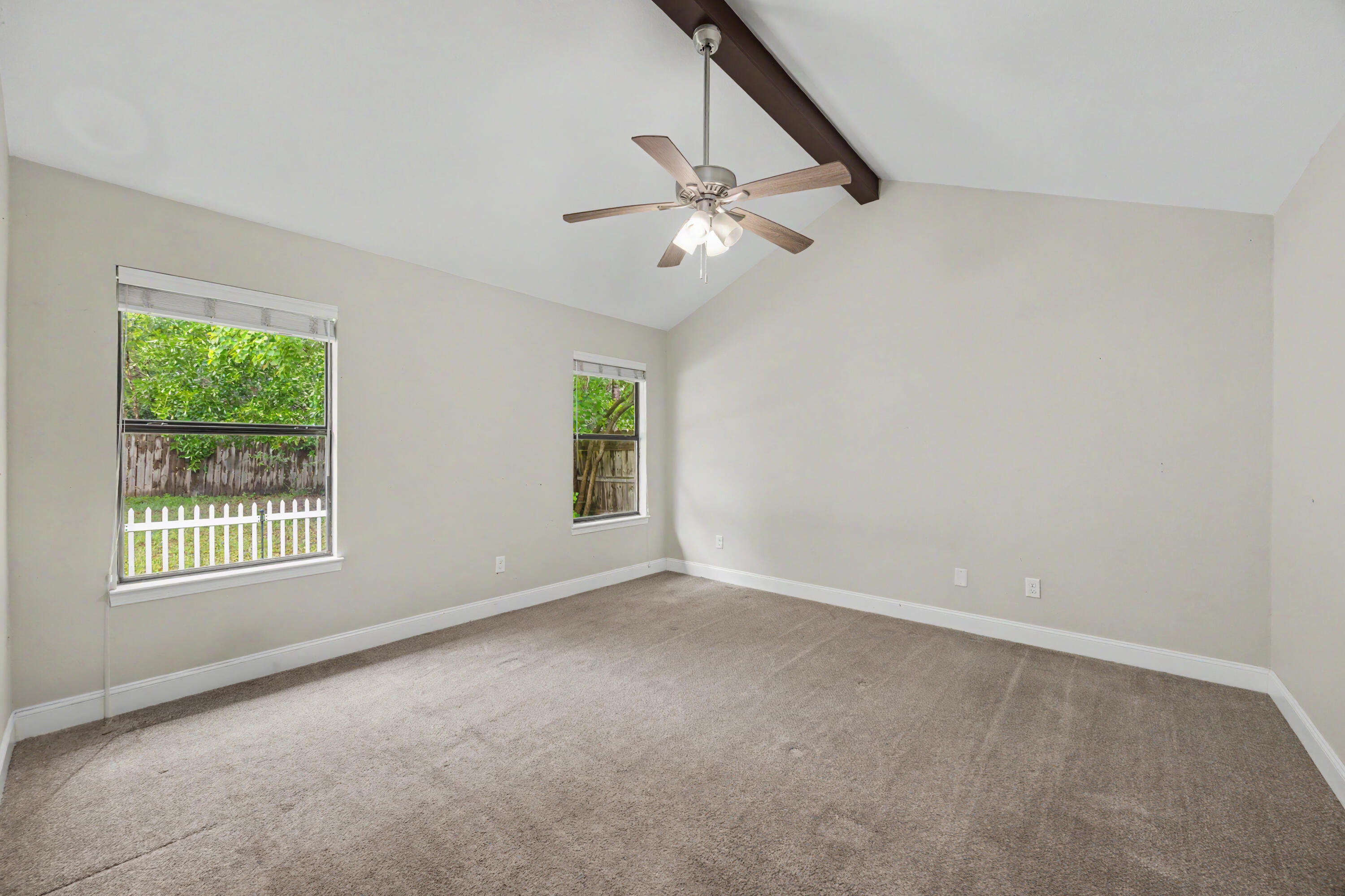 MEADOW WOODS - Residential