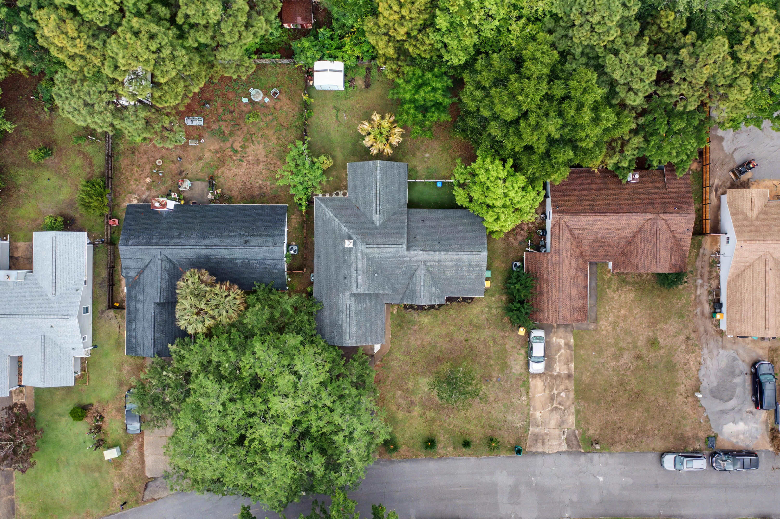 MEADOW WOODS - Residential