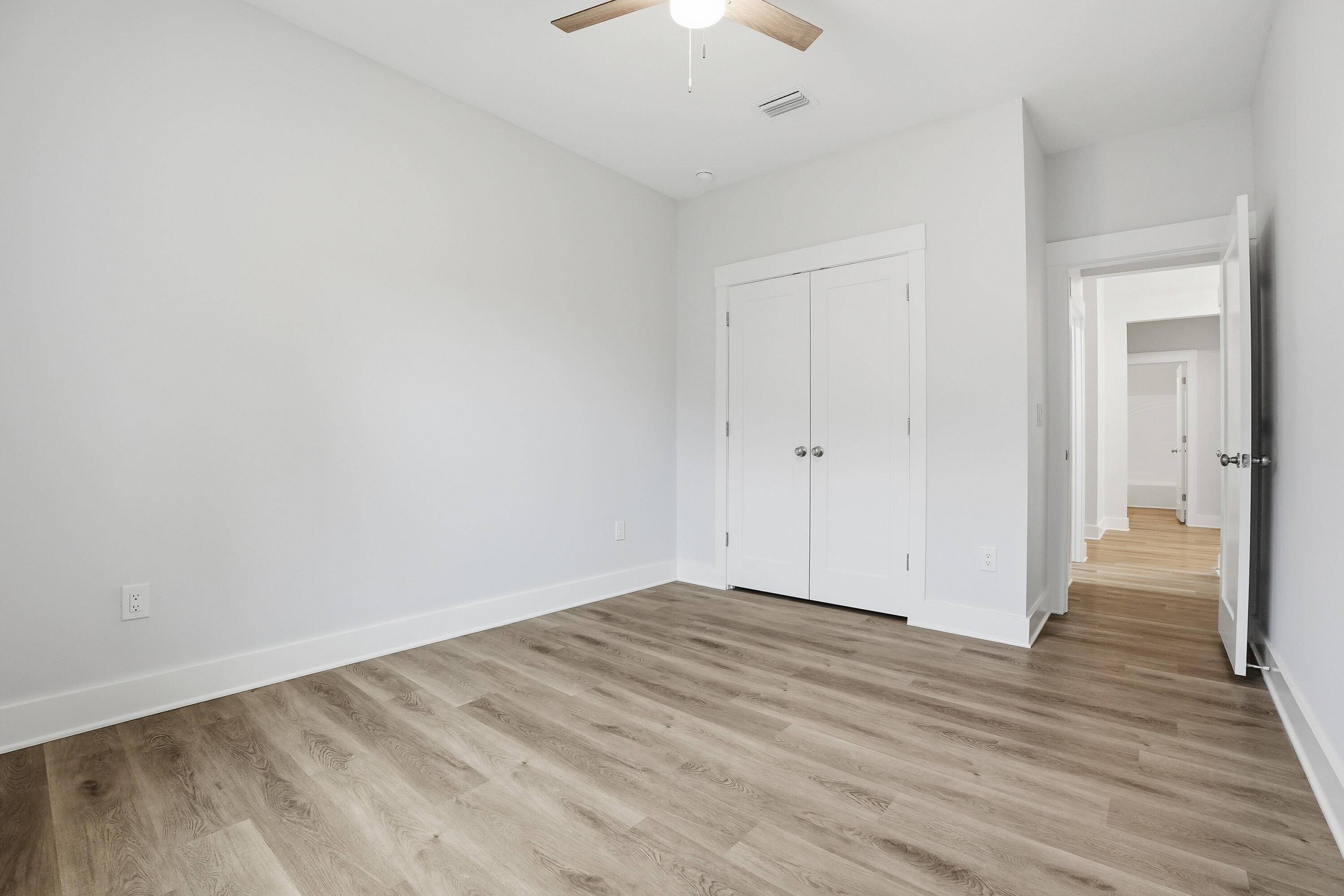 SHALIMAR S/D LOT 8 BLK 5 - Residential