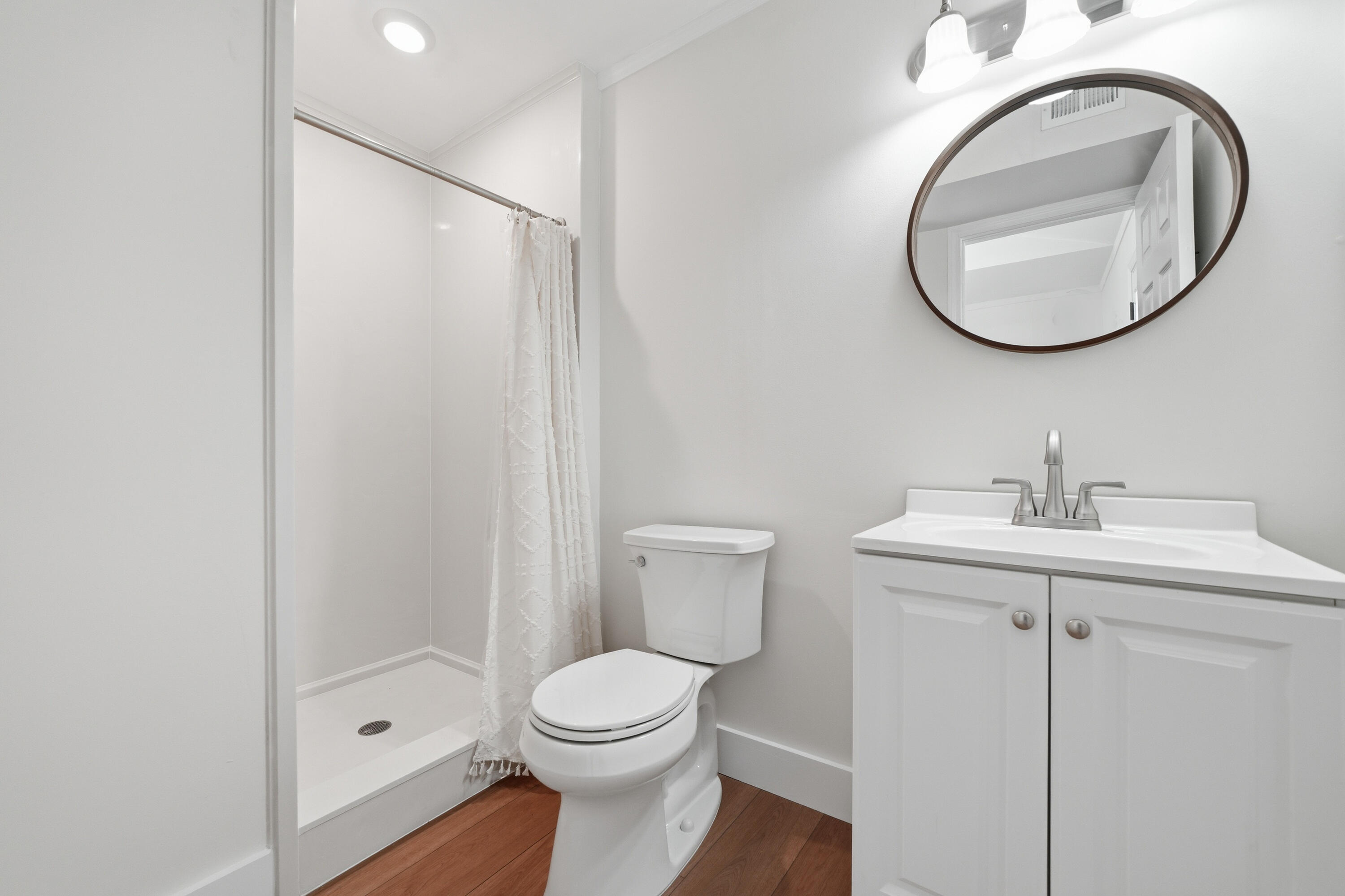 GARNIERS BEACH 7TH - Residential