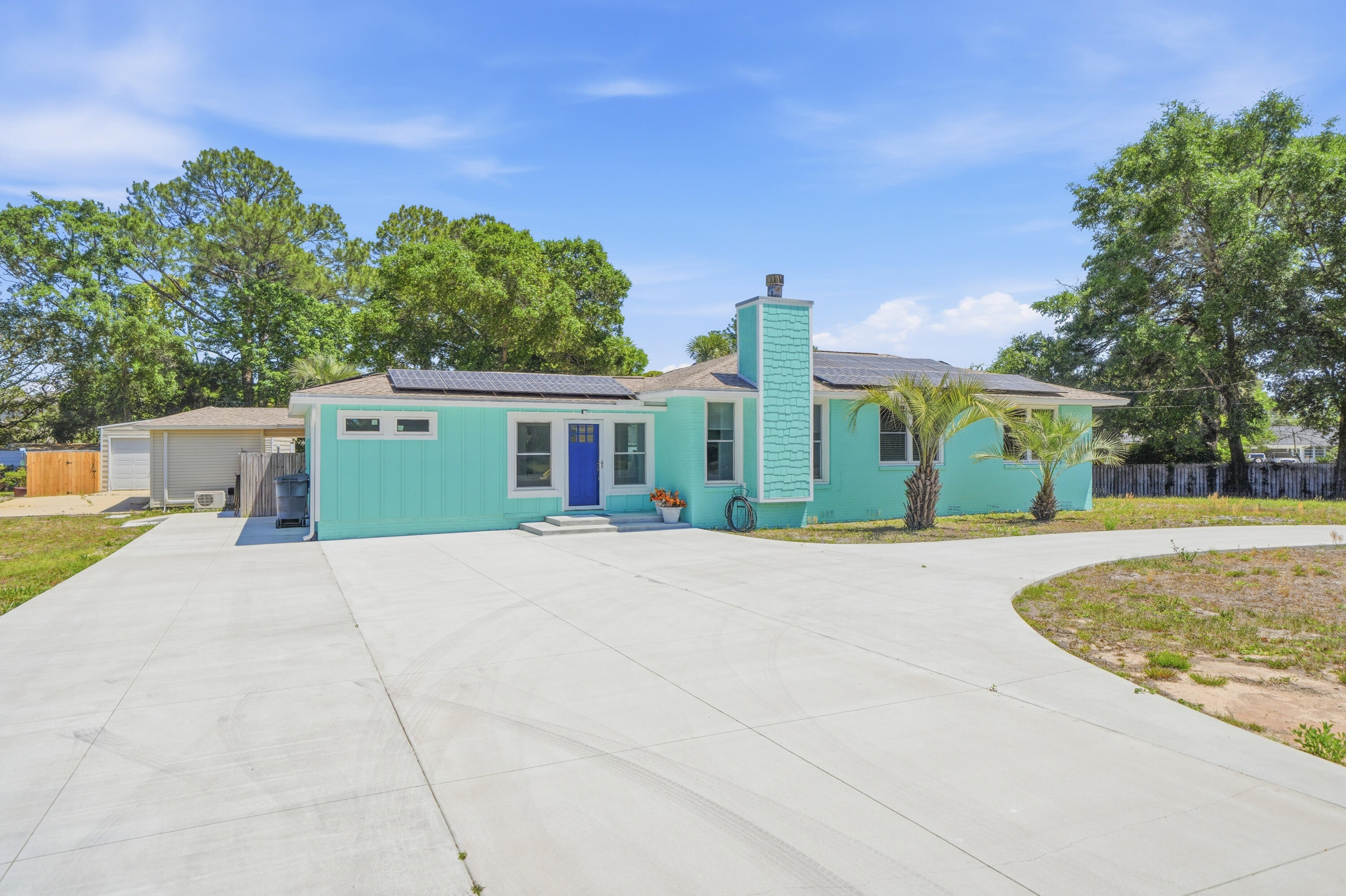 GARNIERS BEACH 7TH - Residential
