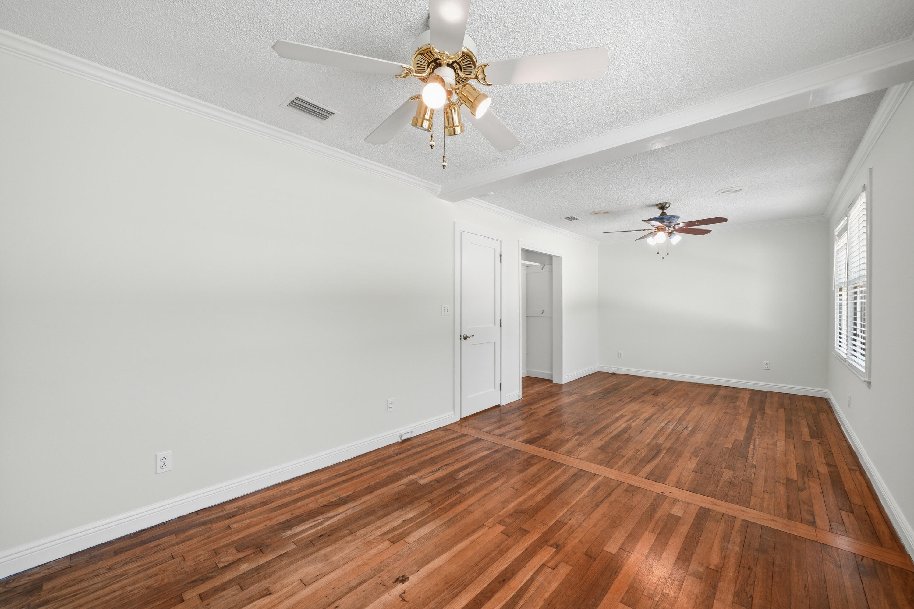 GARNIERS BEACH 7TH - Residential
