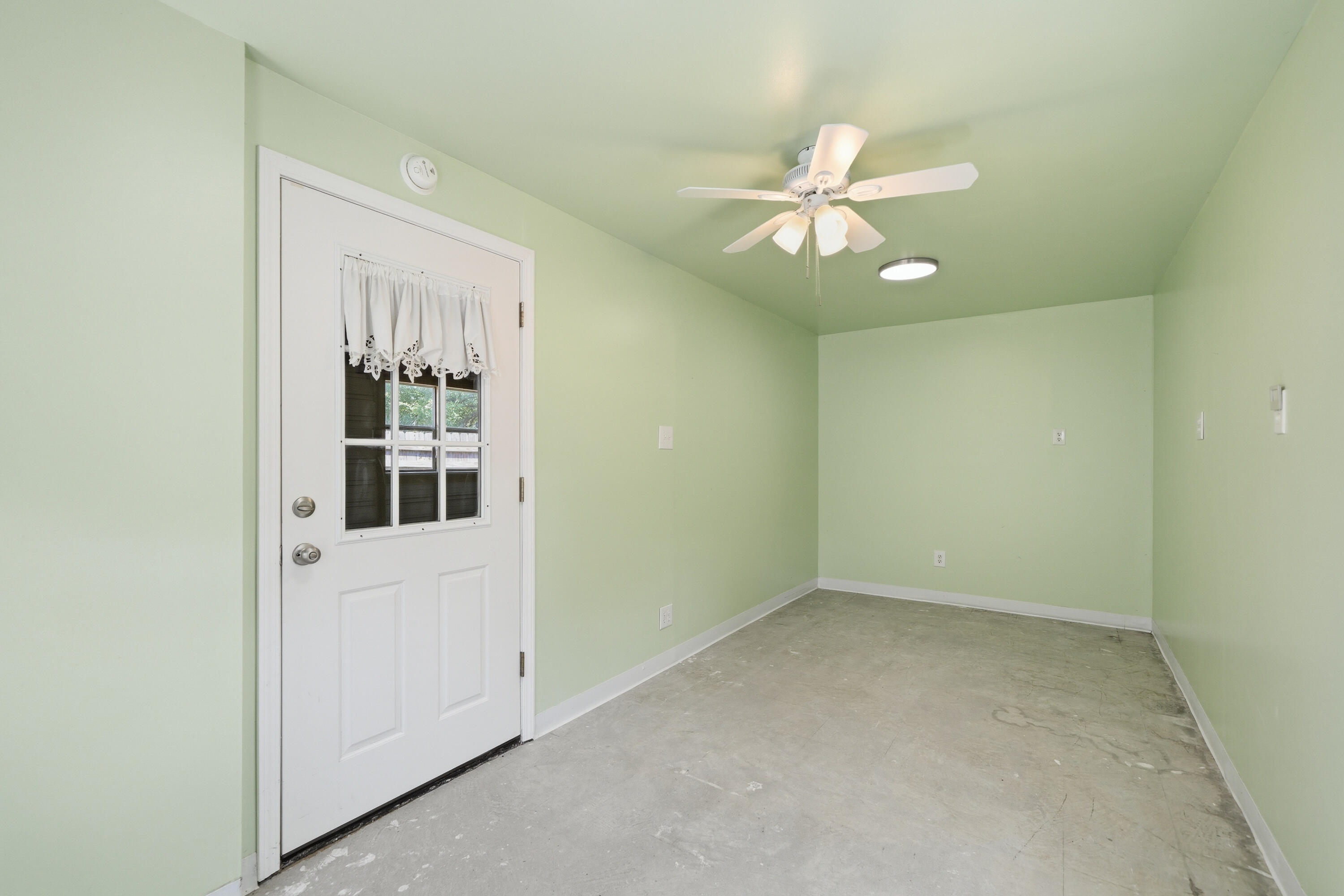 GARNIERS BEACH 7TH - Residential
