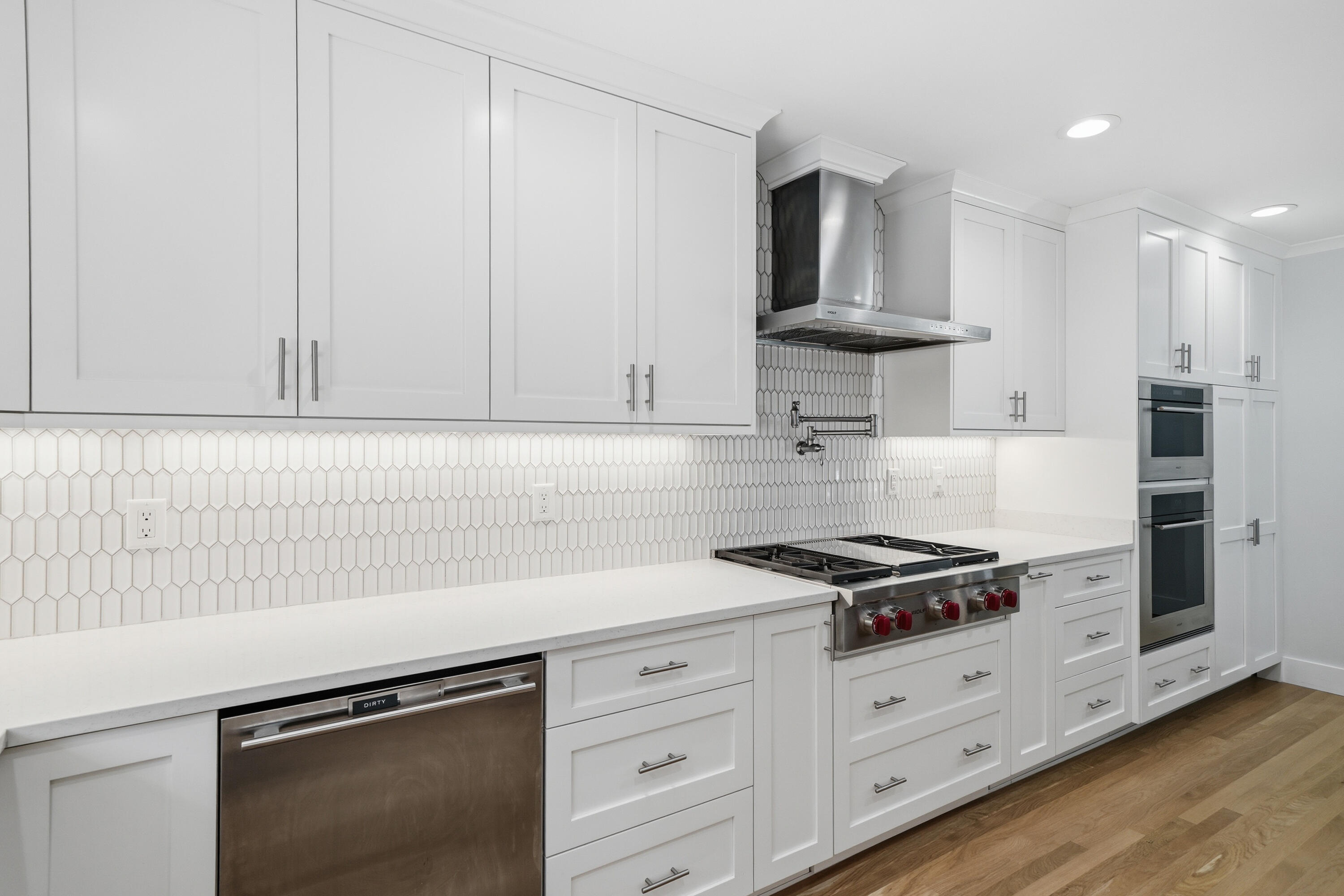 GARNIERS BEACH 7TH - Residential