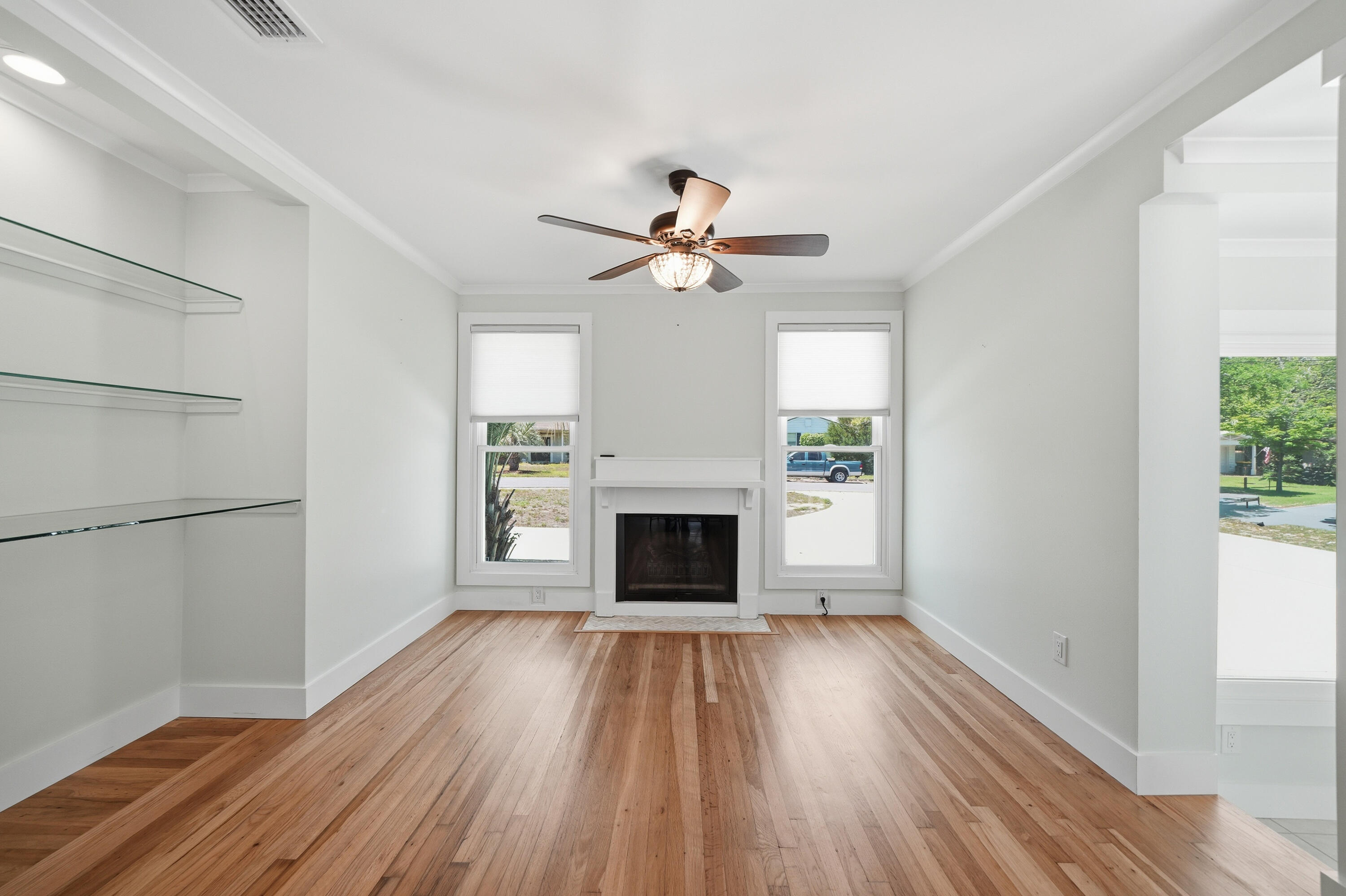 GARNIERS BEACH 7TH - Residential