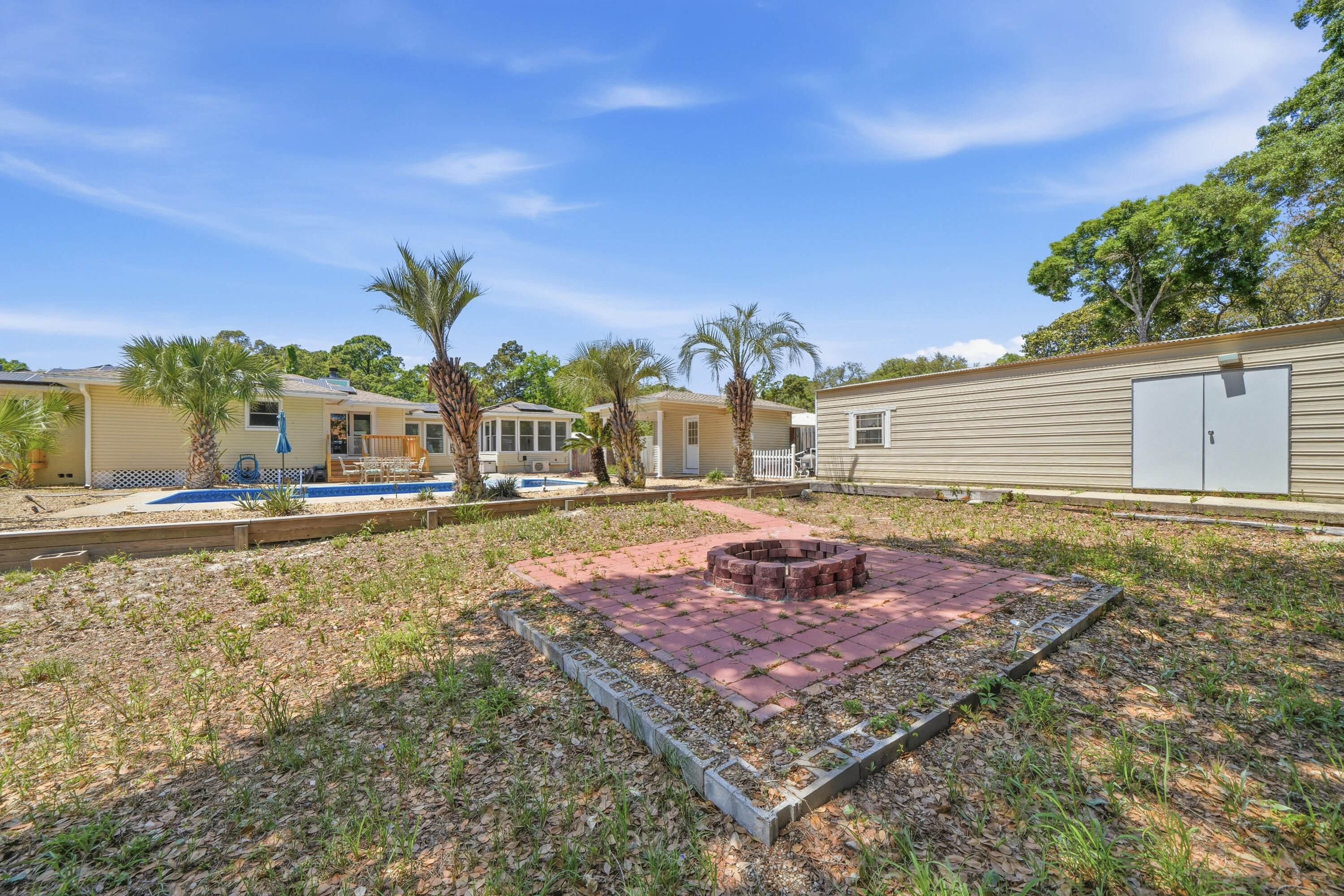 GARNIERS BEACH 7TH - Residential