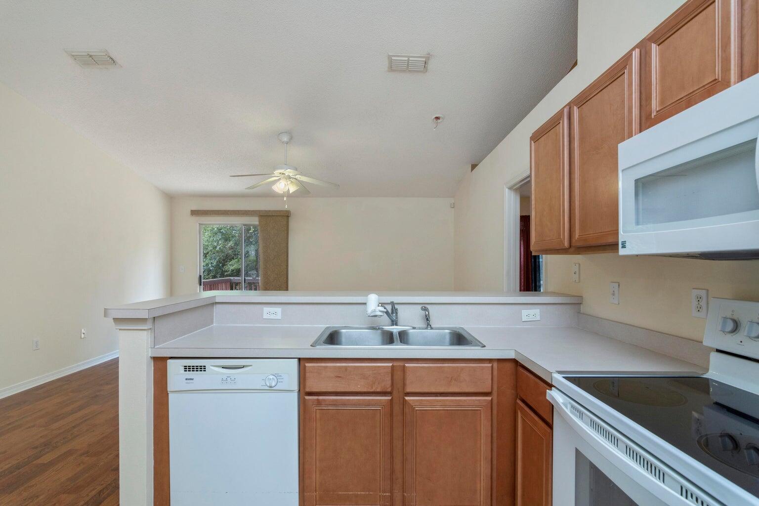 RIDGE CREST PH II - Residential Lease