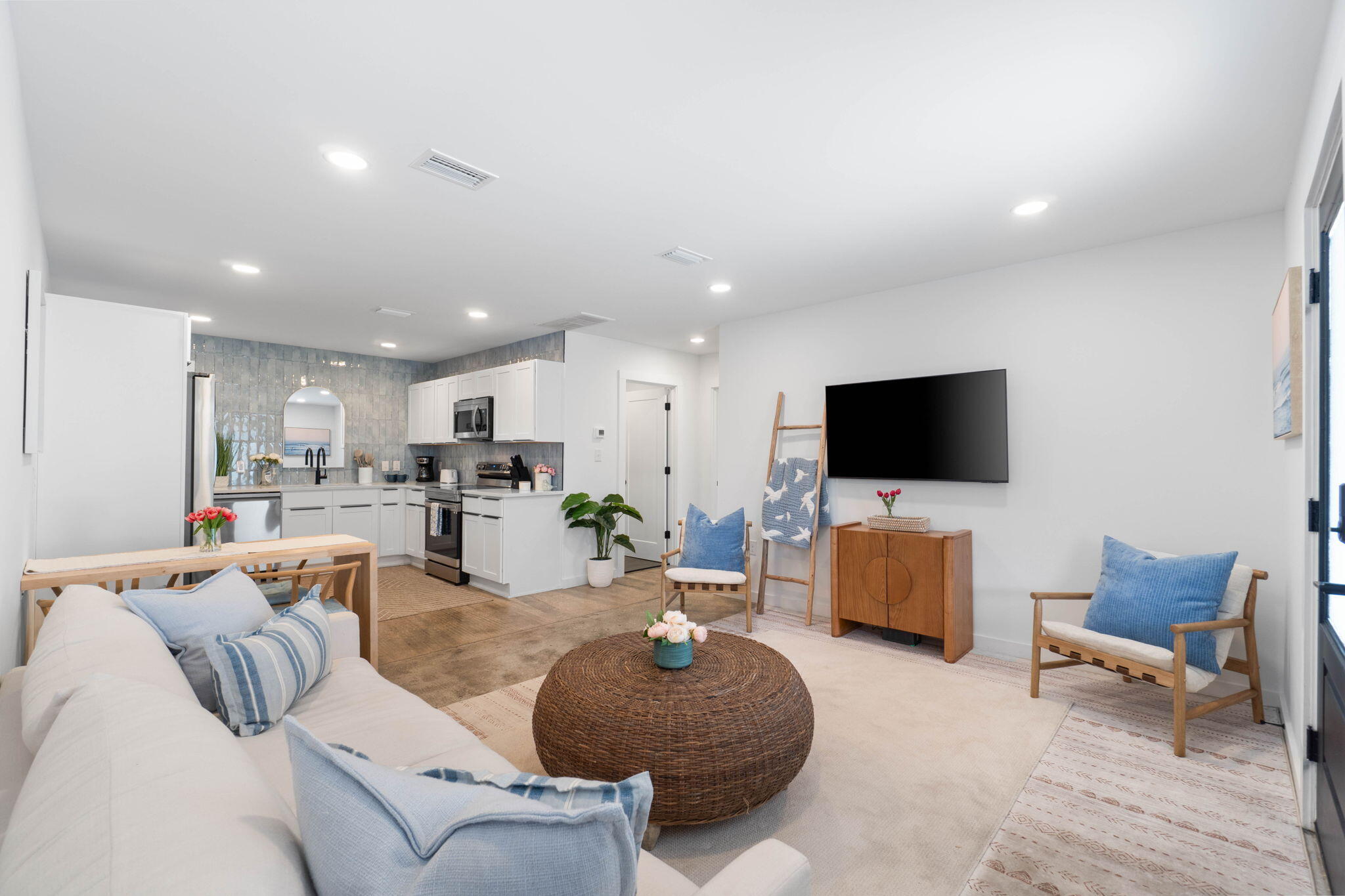 MIRAMAR BEACH - Residential