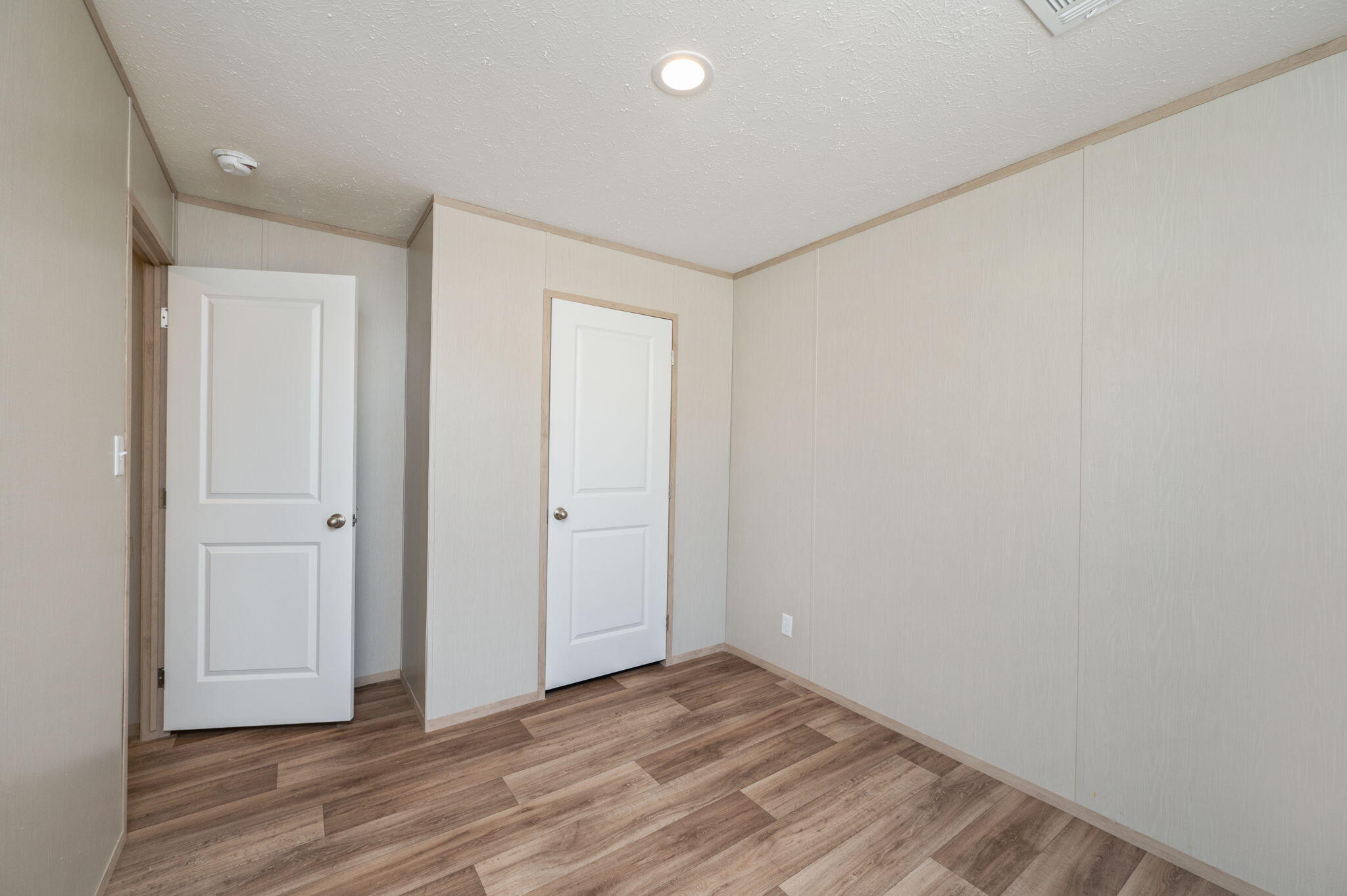 OAKWOOD HILLS UNIT 1 - Residential